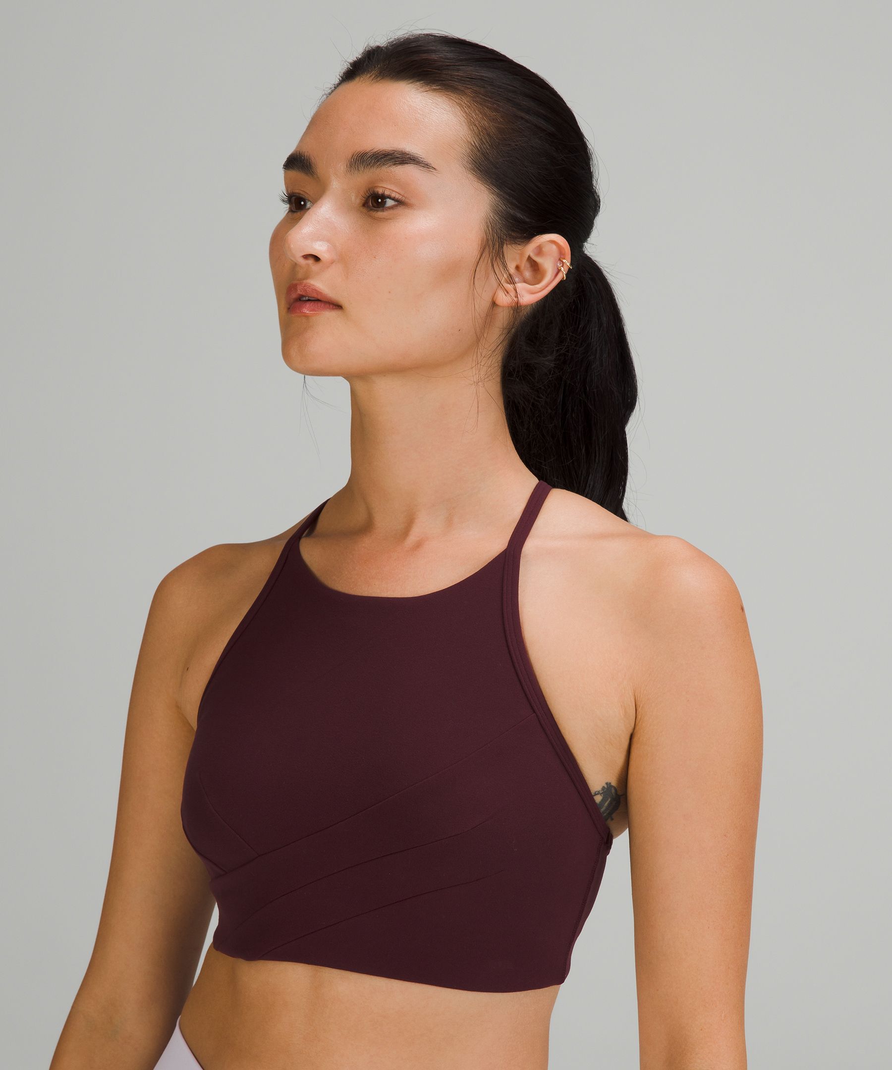 lululemon - Hight neck Flow Y Bra Nulu Light Support on Designer Wardrobe