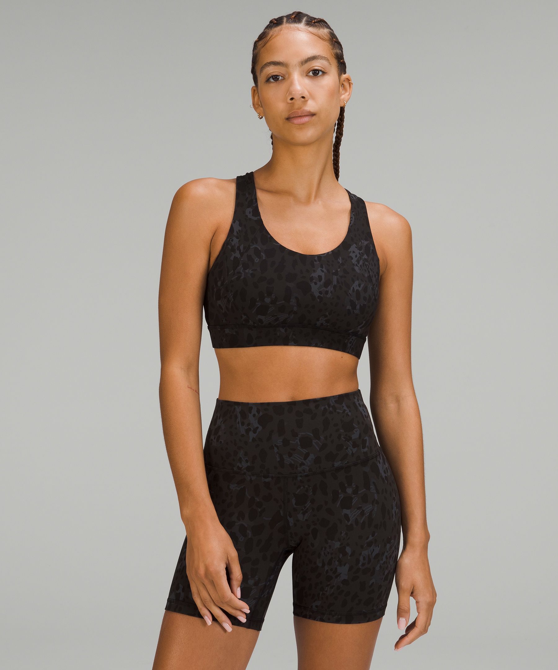 ヨガ lululemon - lululemon Free to Be Elevated Bra Lululemon Free To Be Elevated Bra *Light Support, DD/E Cup