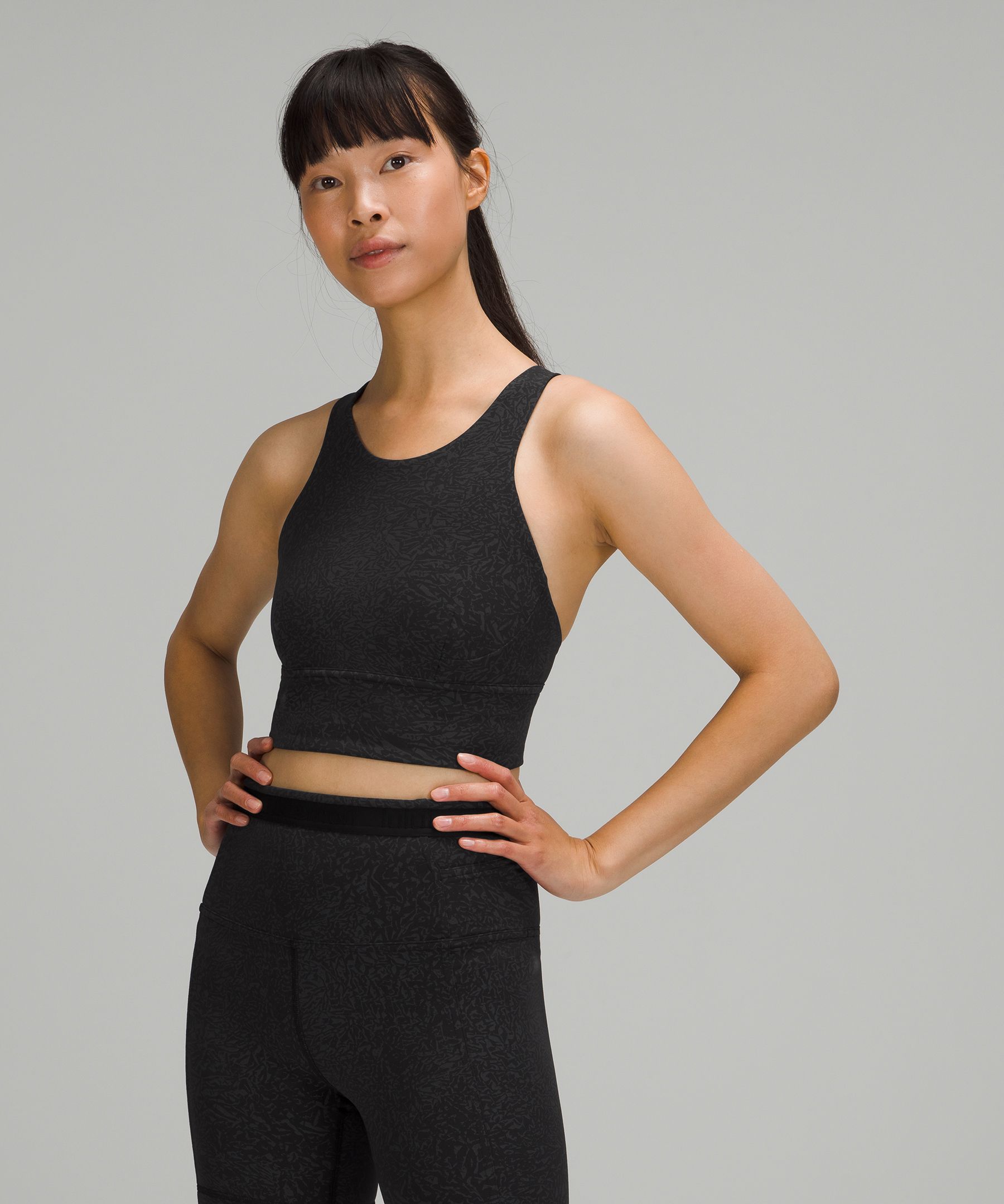 https://images.lululemon.com/is/image/lululemon/LW2CYKS_049644_1?size=800,800