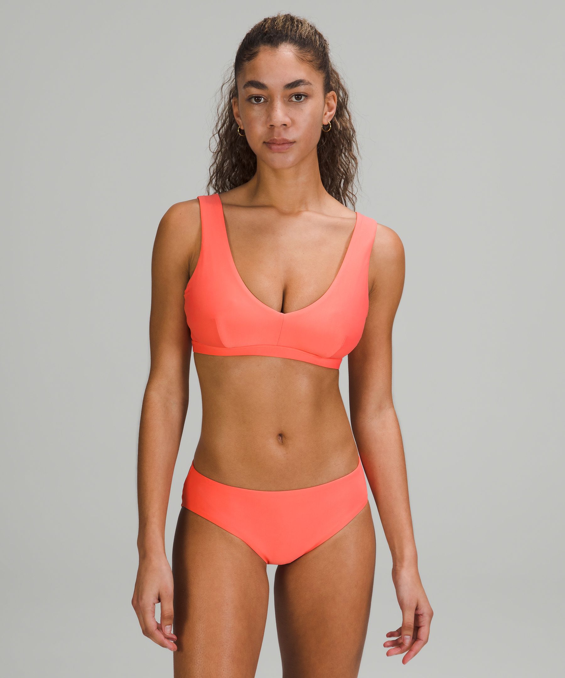 Lululemon Waterside V Swim Top *C/D Cup - 142156862