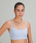 Flow Y Adjustable Bra *Light Support, A–C Cups Online Only