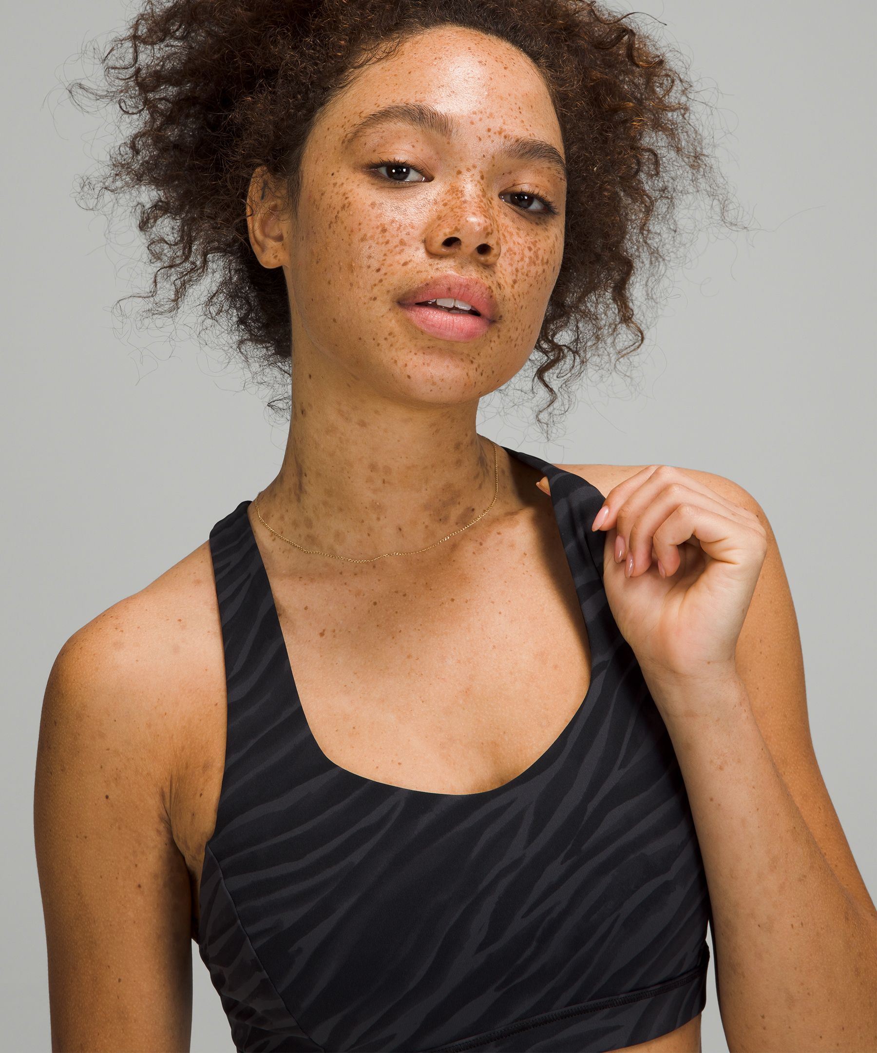ルルレモン　Free to be Serene スポーツブラ　新品　黒　８ Free To Be Serene Bra | スポーツブラ | Lululemon JP
