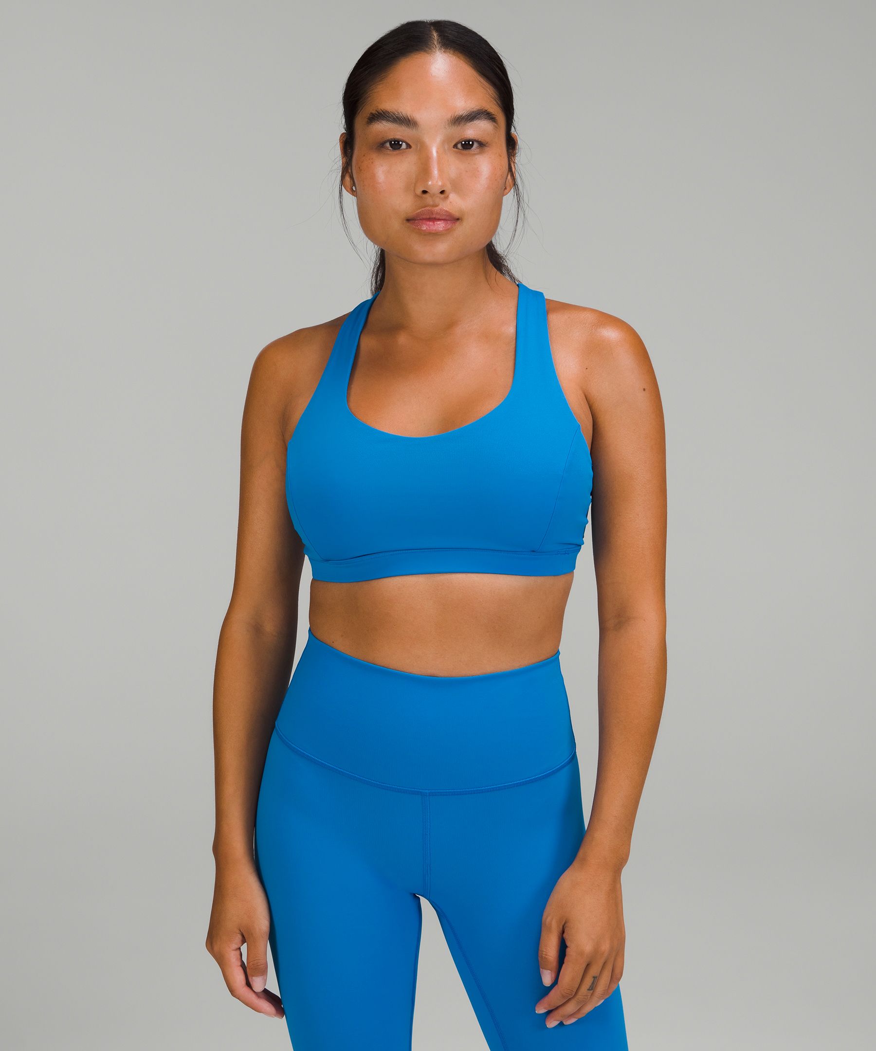 Lululemon Free To Be Serene Bra High Neck Sports Bra Size 4