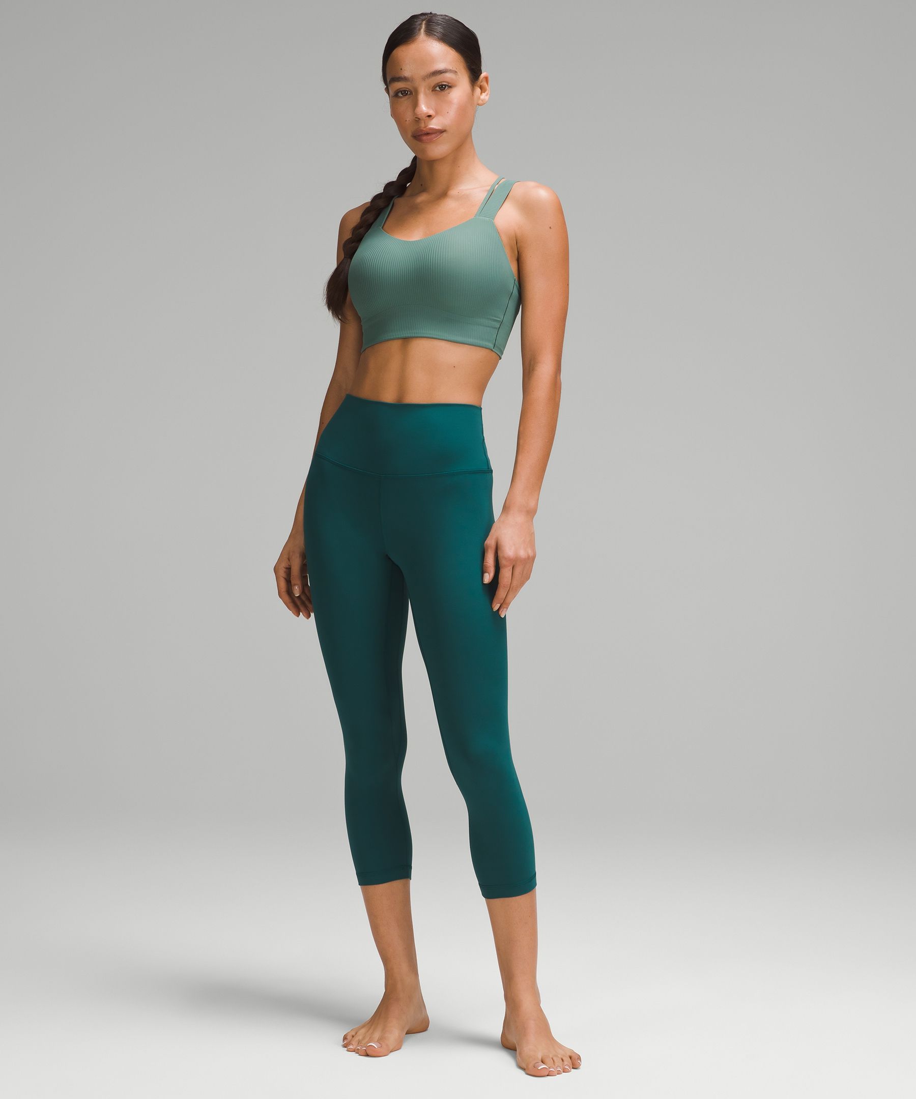 Hot girl walk outfit of the day (Literally it's 98 degrees) Run Times Bra  black 36G, Align Leggings with Pockets black, Blissfeels Silver Drop :  r/lululemon