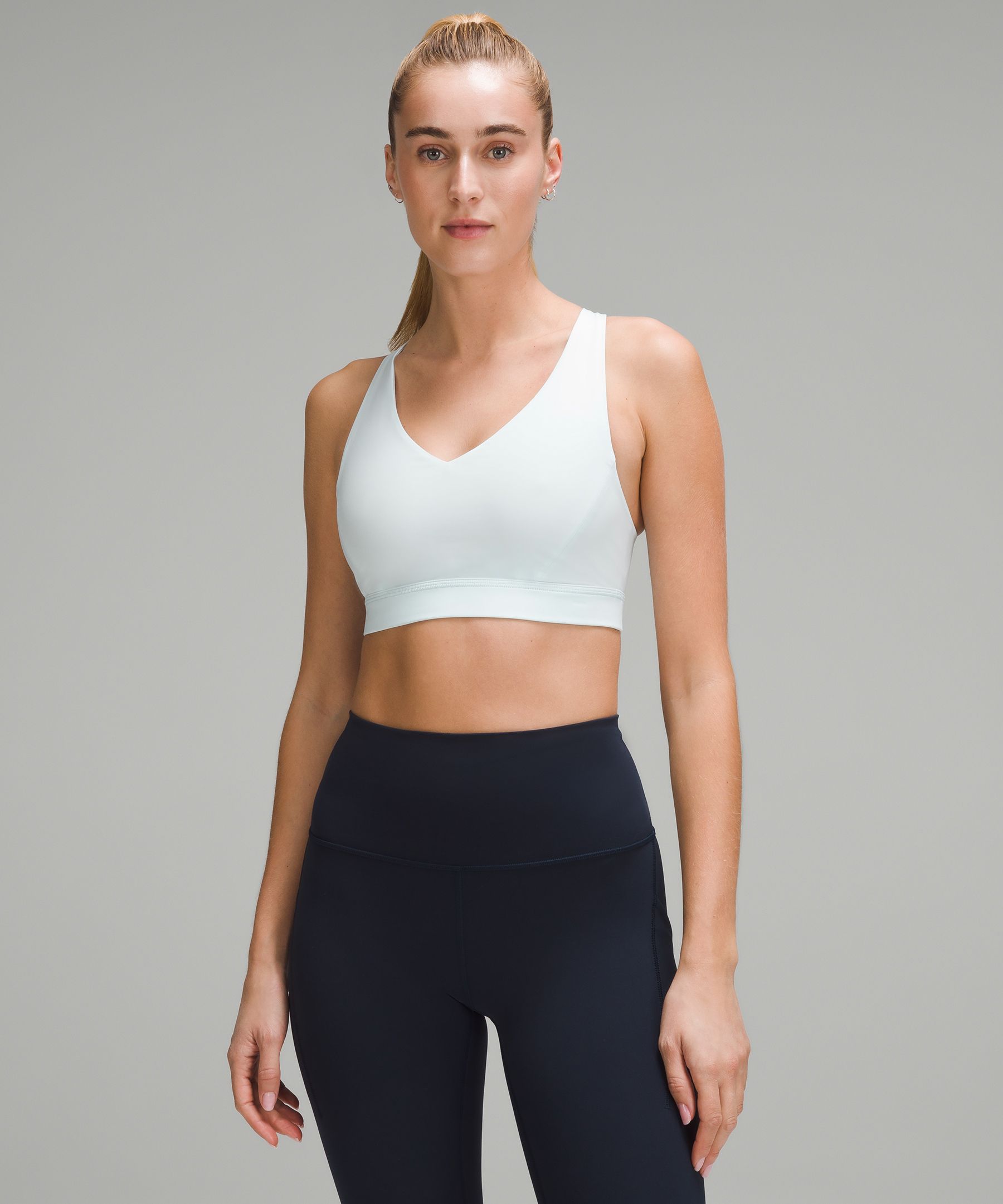 Lululemon envital bra size 4, Women's Fashion, Activewear on Carousell