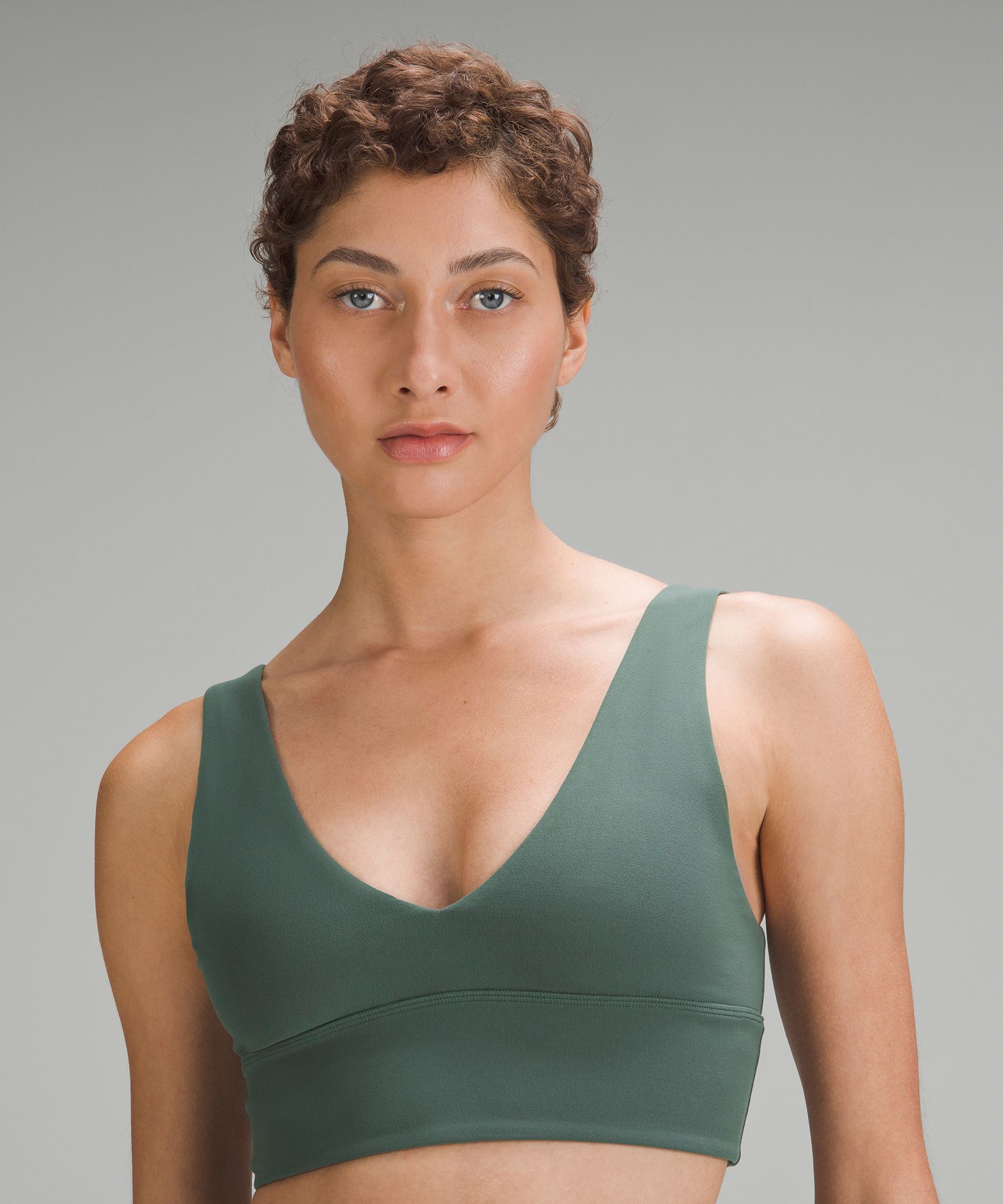 lululemon - The bra that has it all–a classic v-shaped neckline