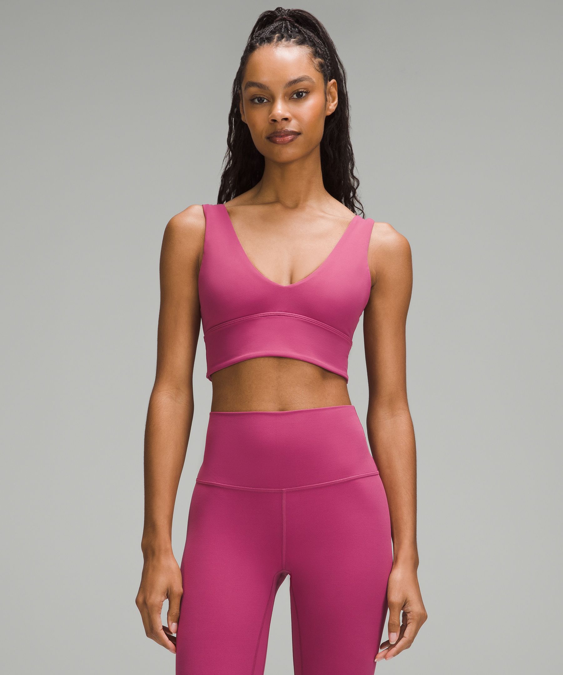 Outfit LOLI Womens Naked Feel Black Align Tank With Padded Sports Bra,  Cross Back Spaghetti Straps, And Crop Top For Fitness, Running, Workout,  Exercise, Or Yoga From Ejuhua, $16.72
