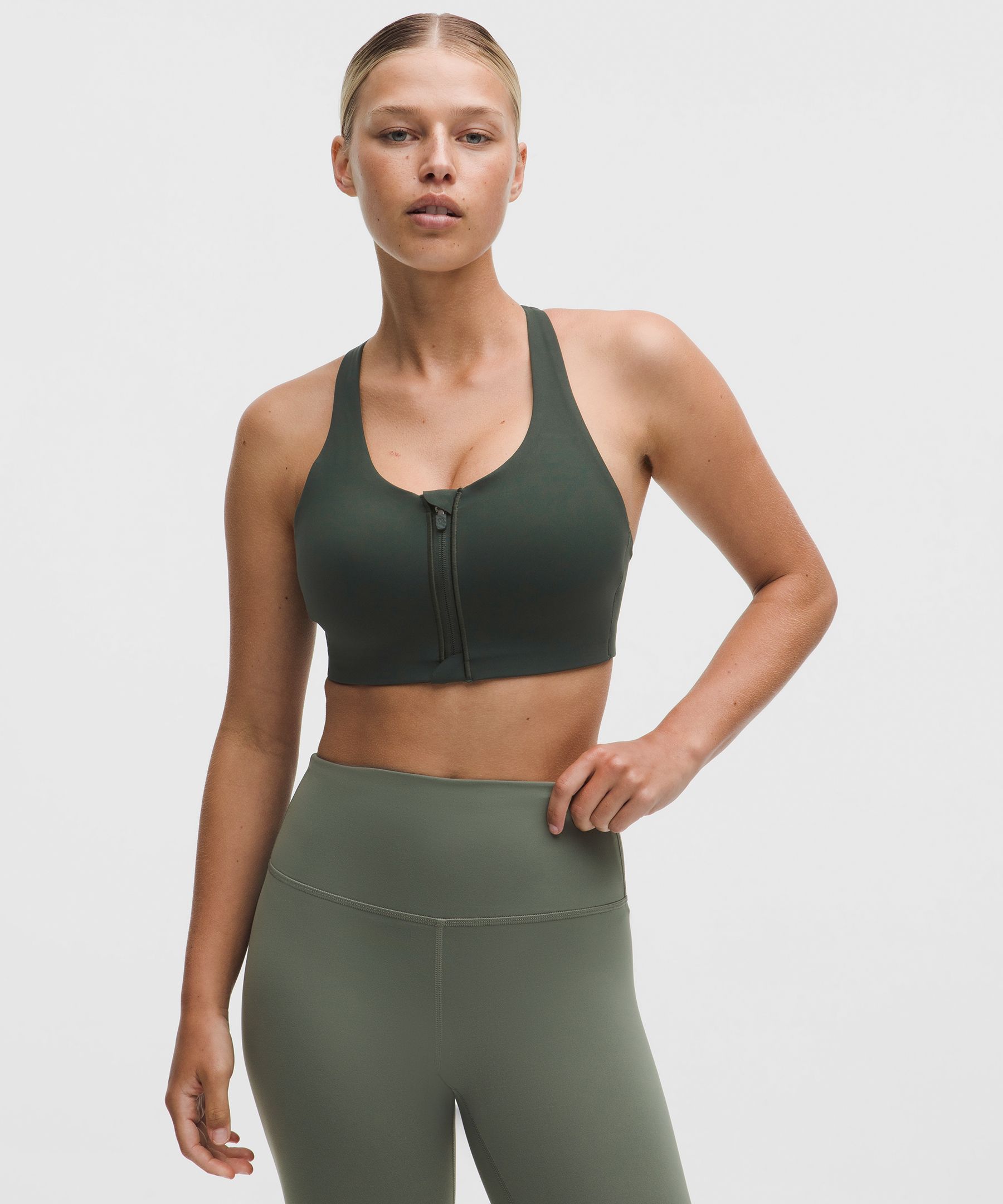 【定価8,500円】ルルレモン　ブラ　タンクトップ　アイボリー　６ ウィメンズ タンクトップ 【ルルレモン公式｜lululemon Japan】