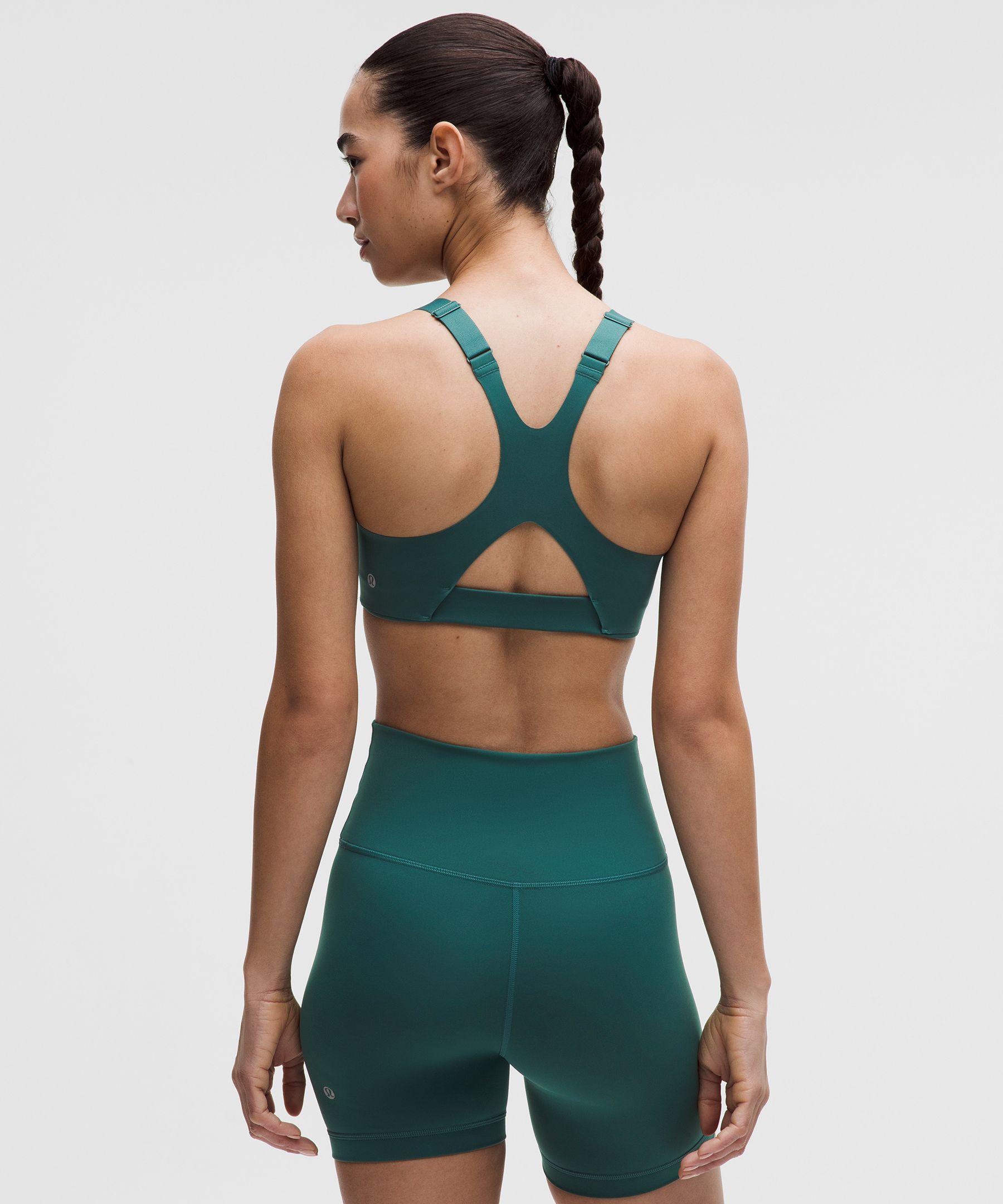 Ultralu Square-Neck Workout Bra *Medium Support, B/C Cup