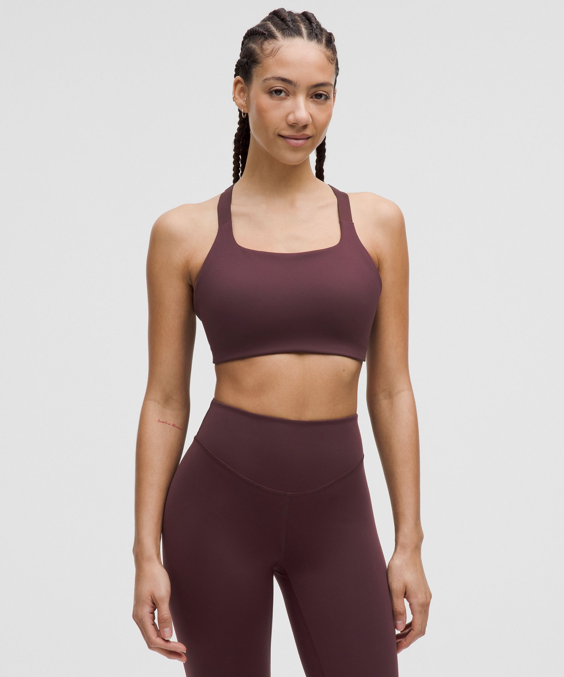 Ultralu Square-Neck Workout Bra *Medium Support, D/DD Cup