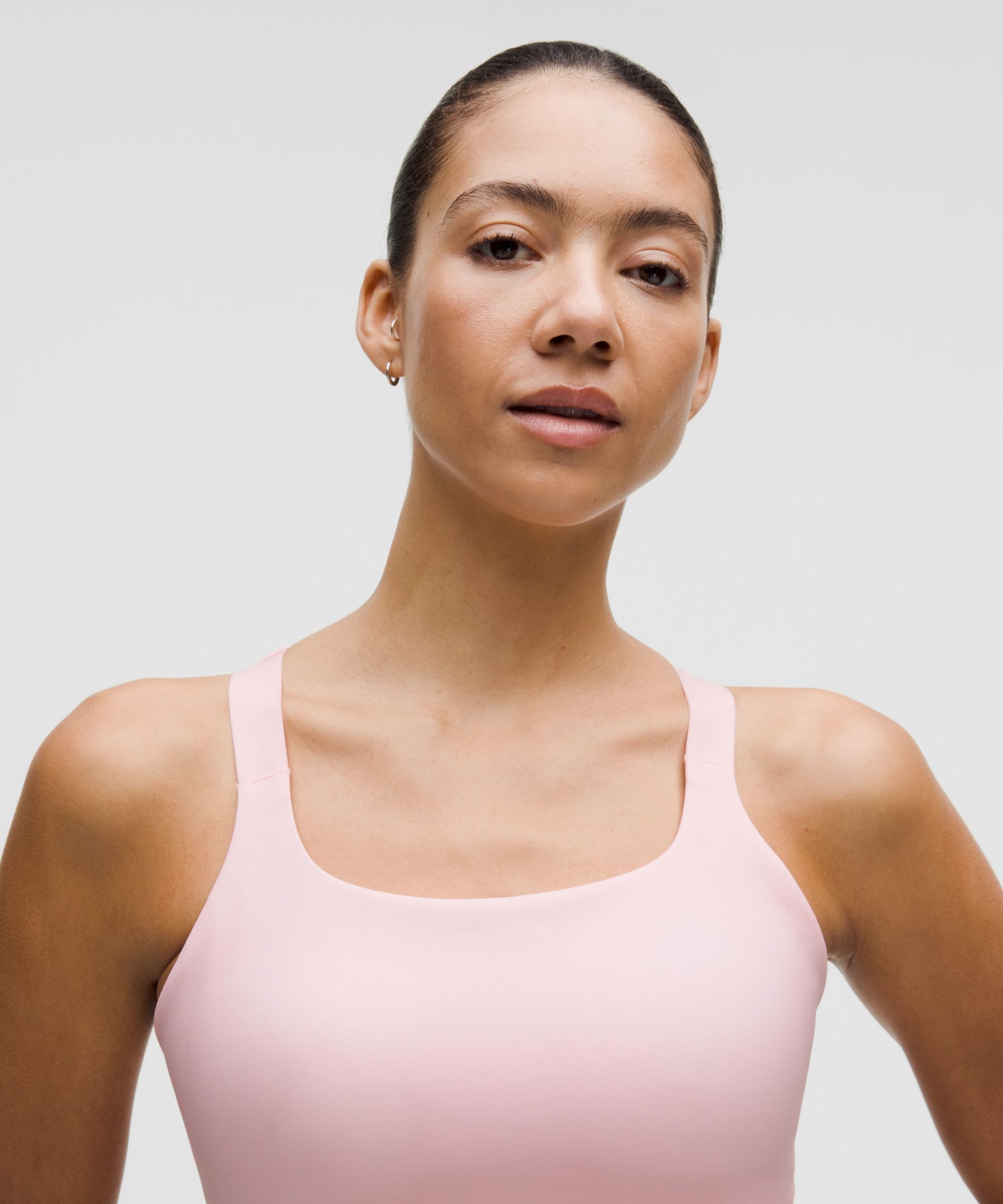 Ultralu Square-Neck Workout Bra *Medium Support, D/DD Cup