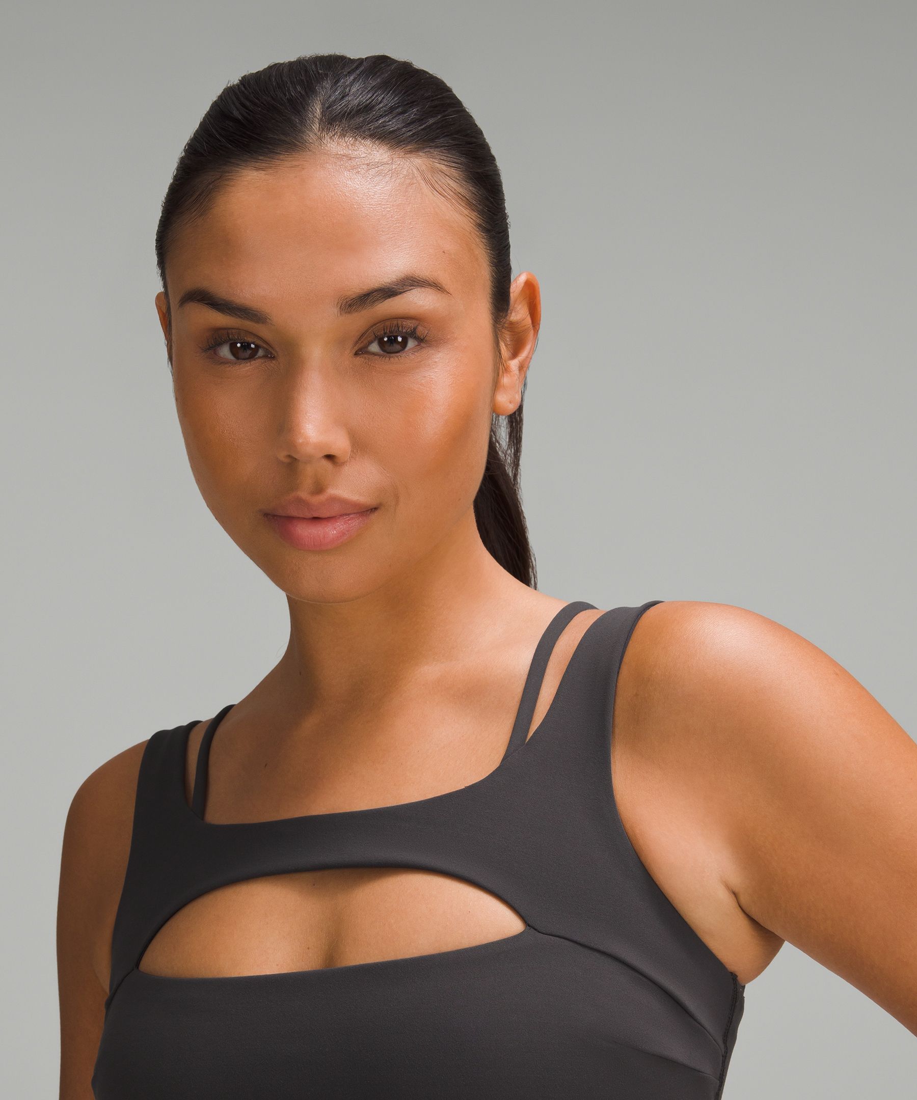 Everlux Cut-Out Train Bra