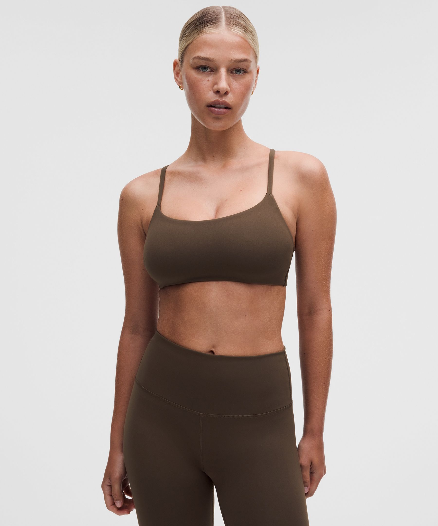 ルルレモン　サイズ6 パッド付きトップス【ブラウン】 ウィメンズ タンクトップ 【ルルレモン公式｜lululemon Japan】