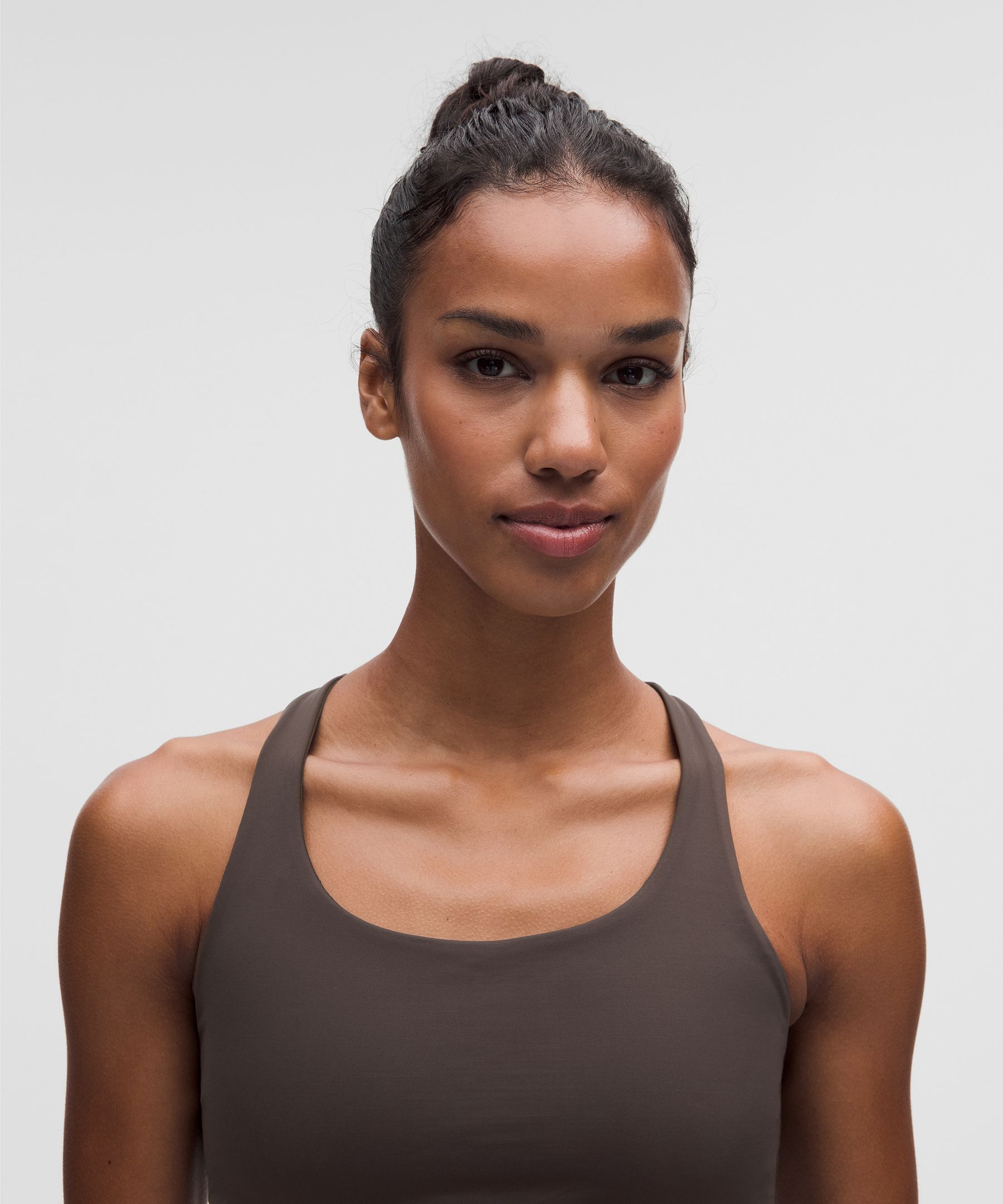 Sujetador lululemon Energy de sujeci&oacute;n media, copas B-D *Evolve