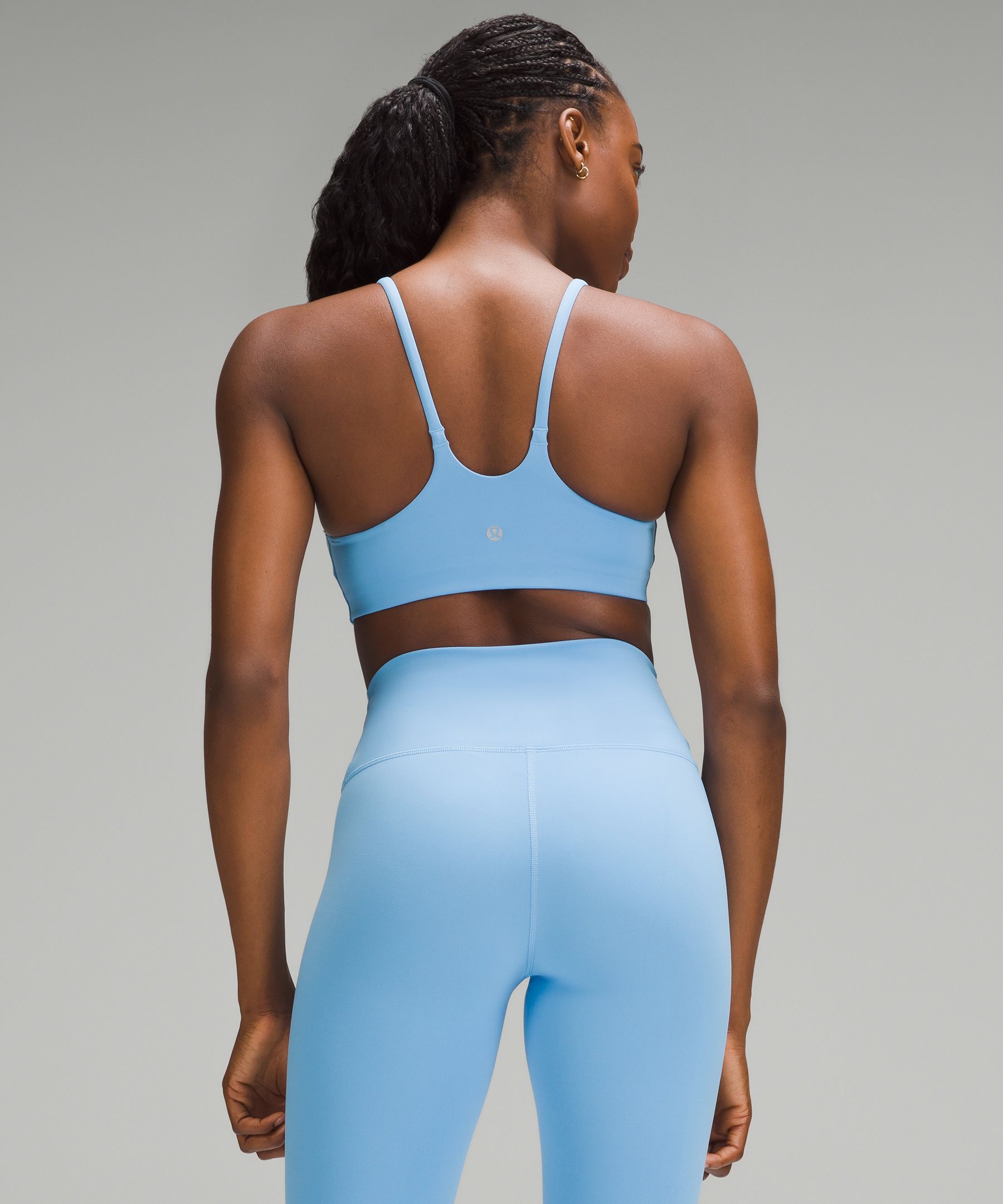 Shades of Blue 💙 Energy Bra in Breezy and Wunder Trains in