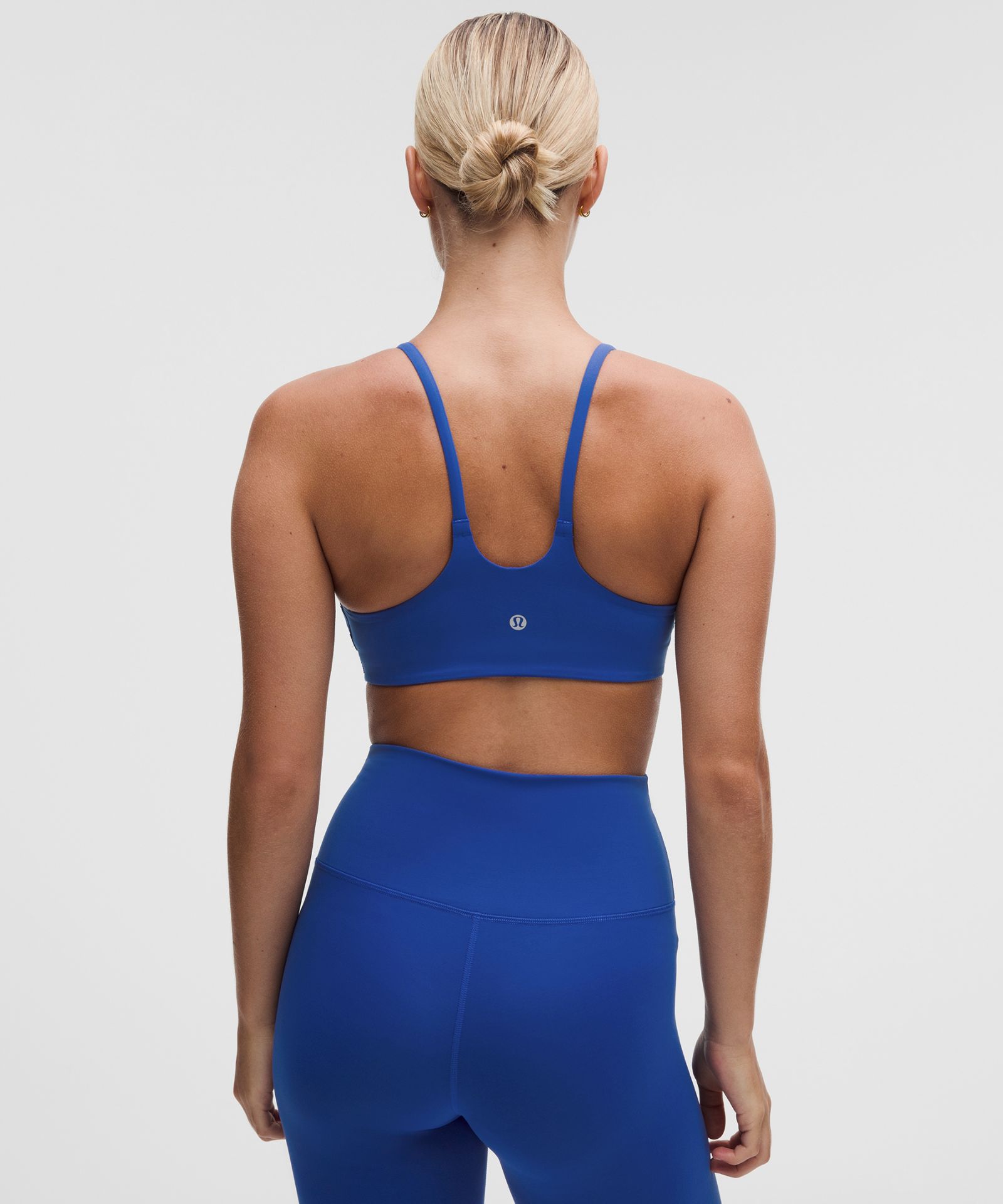Женское бра Lululemon Wunder Train Strappy Racer — фото 2