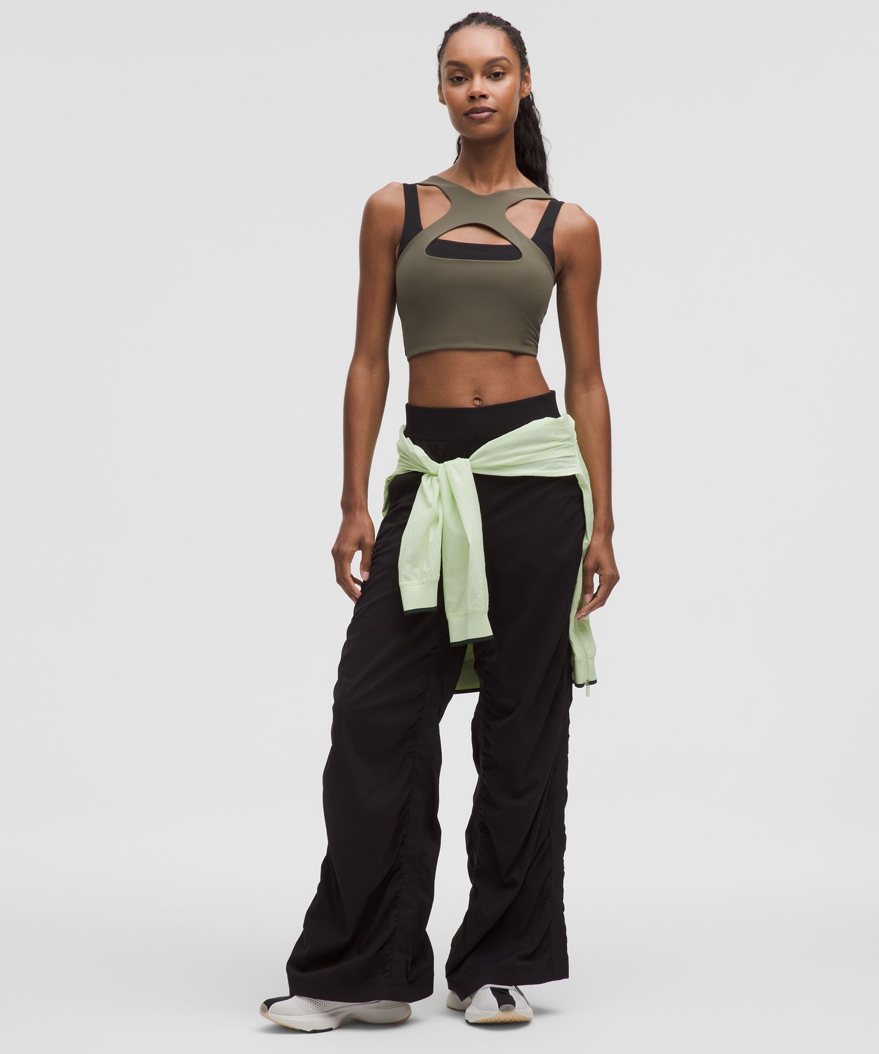 LULULEMON BEND THIS SCOOP AND CROSS BRA LIGHT SUPPORT, A-C CUPS 