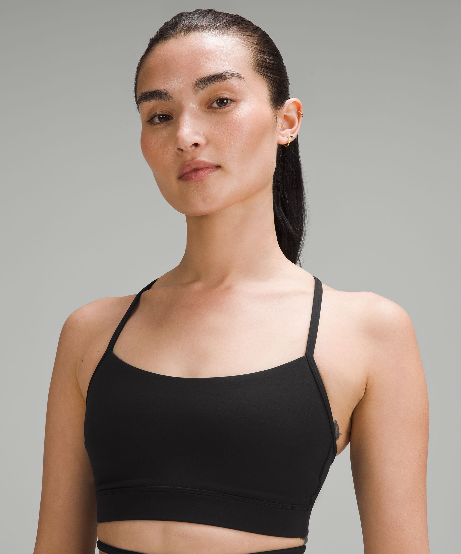Hooray for the Constantly Hard Nipples Club! They finally added removable  cups to the Reversible Align Bra. It's in Asia Fit too. Seen on the HK  website. : r/lululemon