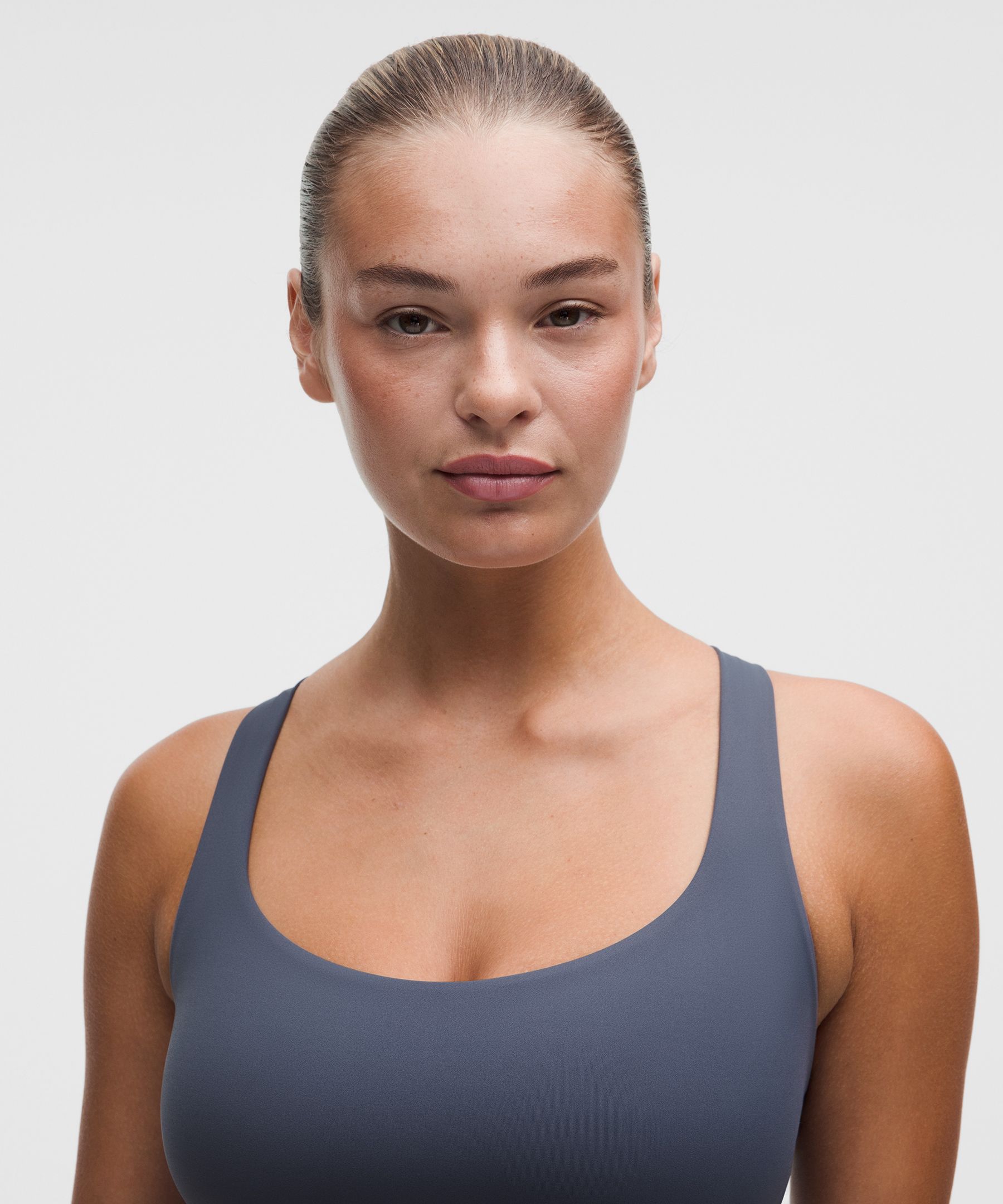 Sujetador FlexyFlex con tirantes finos para yoga *Sujeci&oacute;n ligera, copas D-DDD
