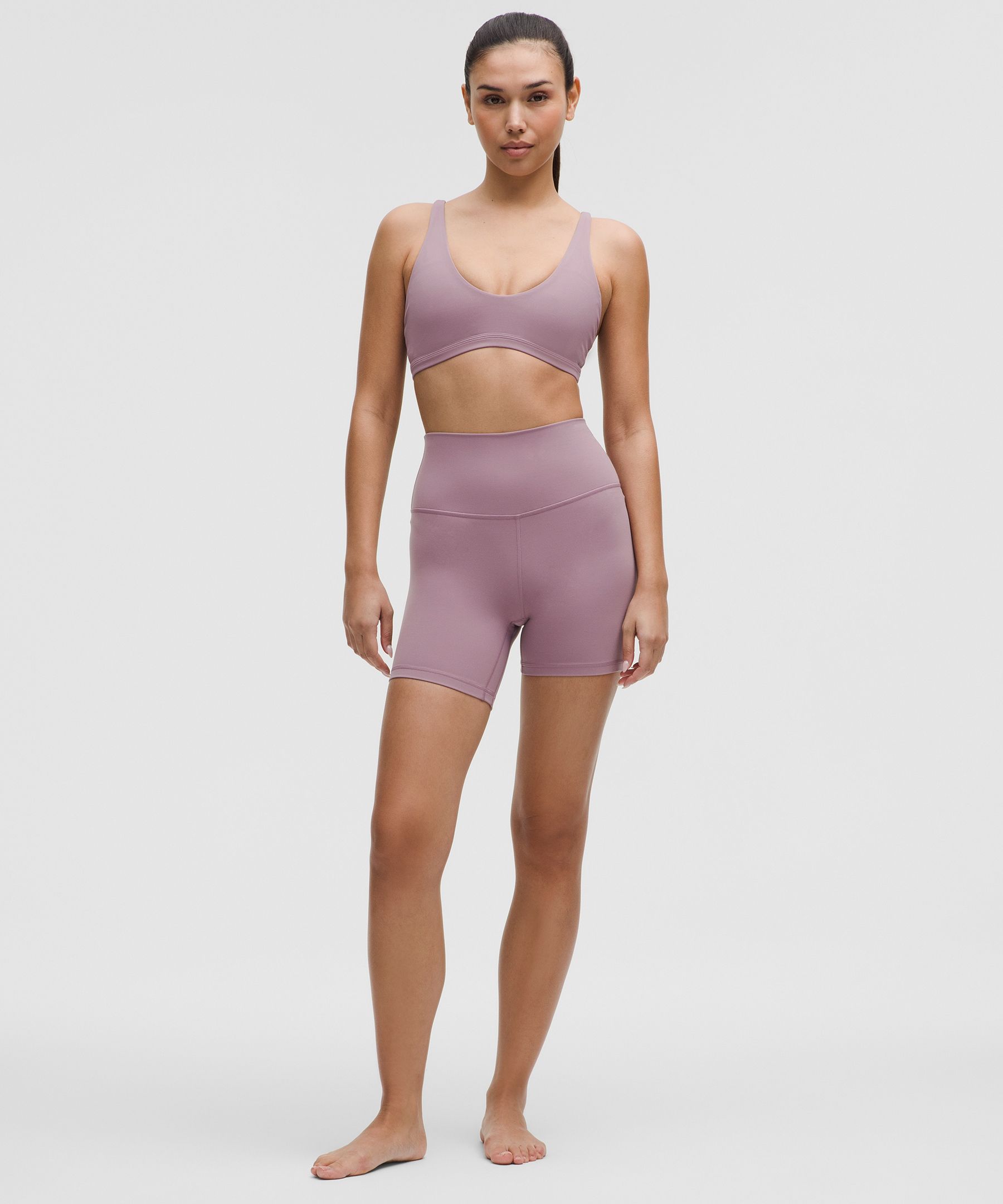 【lululemon】背中美人☆Nulu Strappy Scoop-Neck☆スポーツブラ Lululemon Nulu Strappy Scoop-Neck Bra *Light Support, A/B