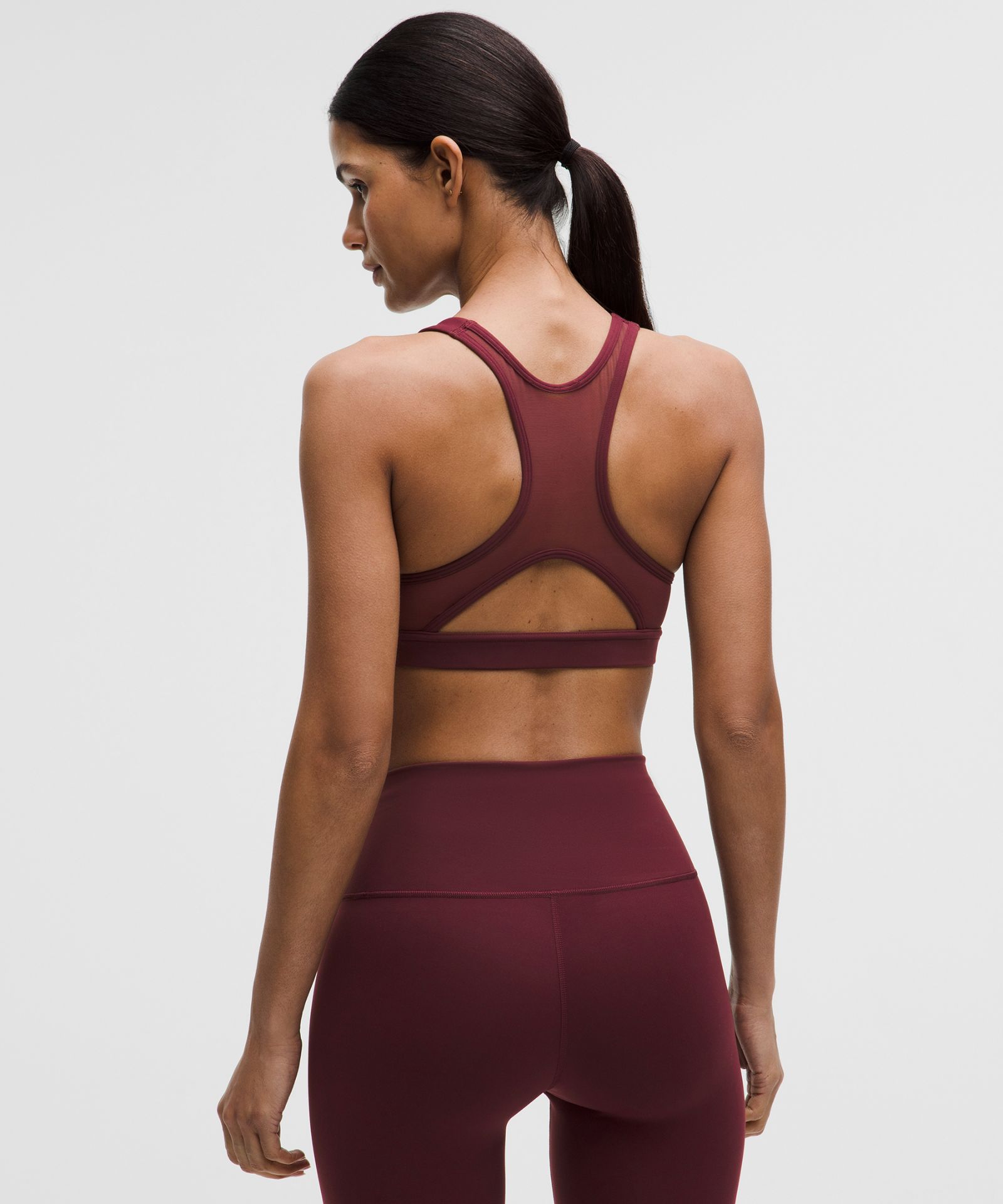 Женское бра Lululemon Wunder Train с сеткой на спине, средняя поддержка — фото 5