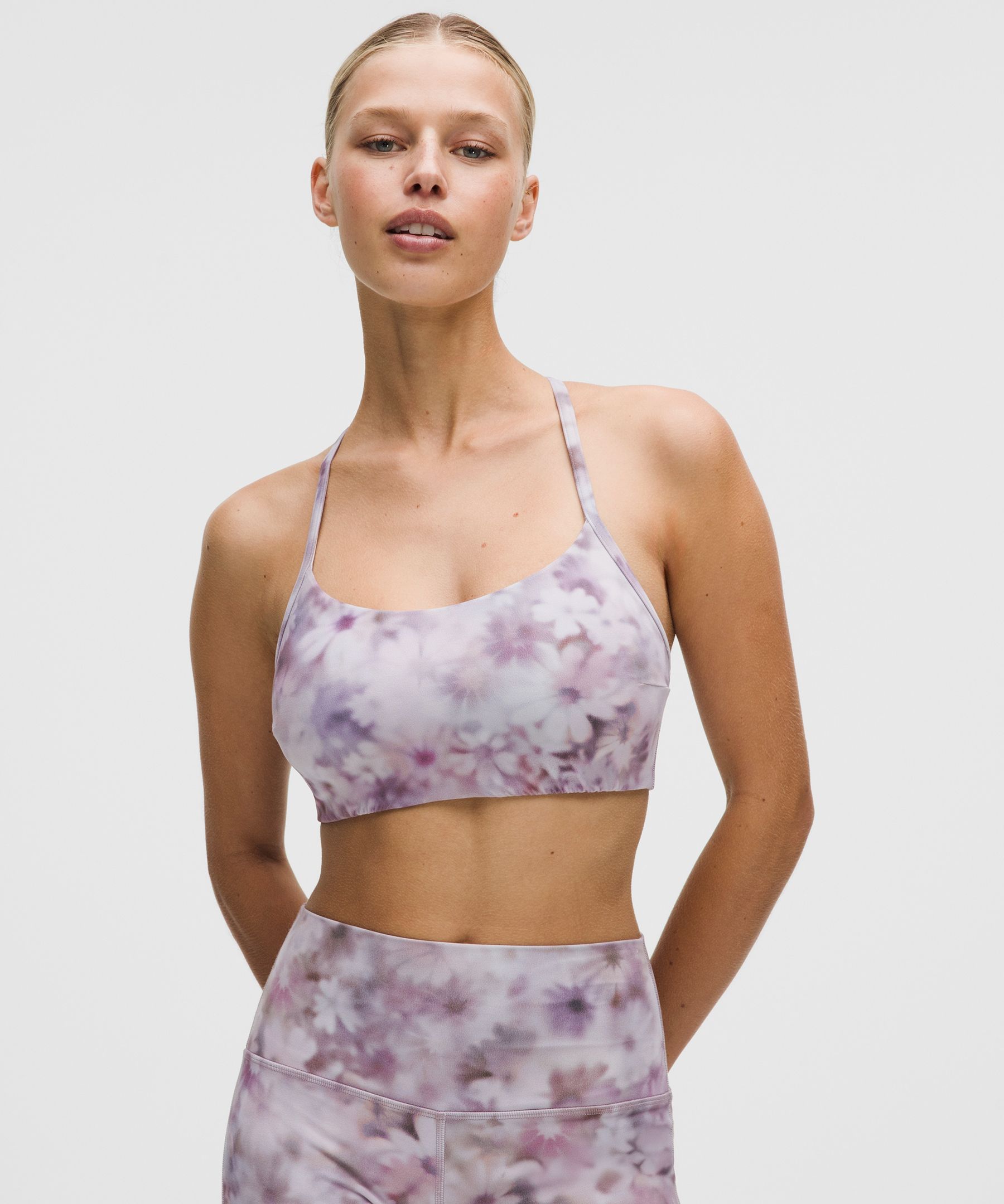 Flow Y Bra Light Support, C/D Cup *Evolve