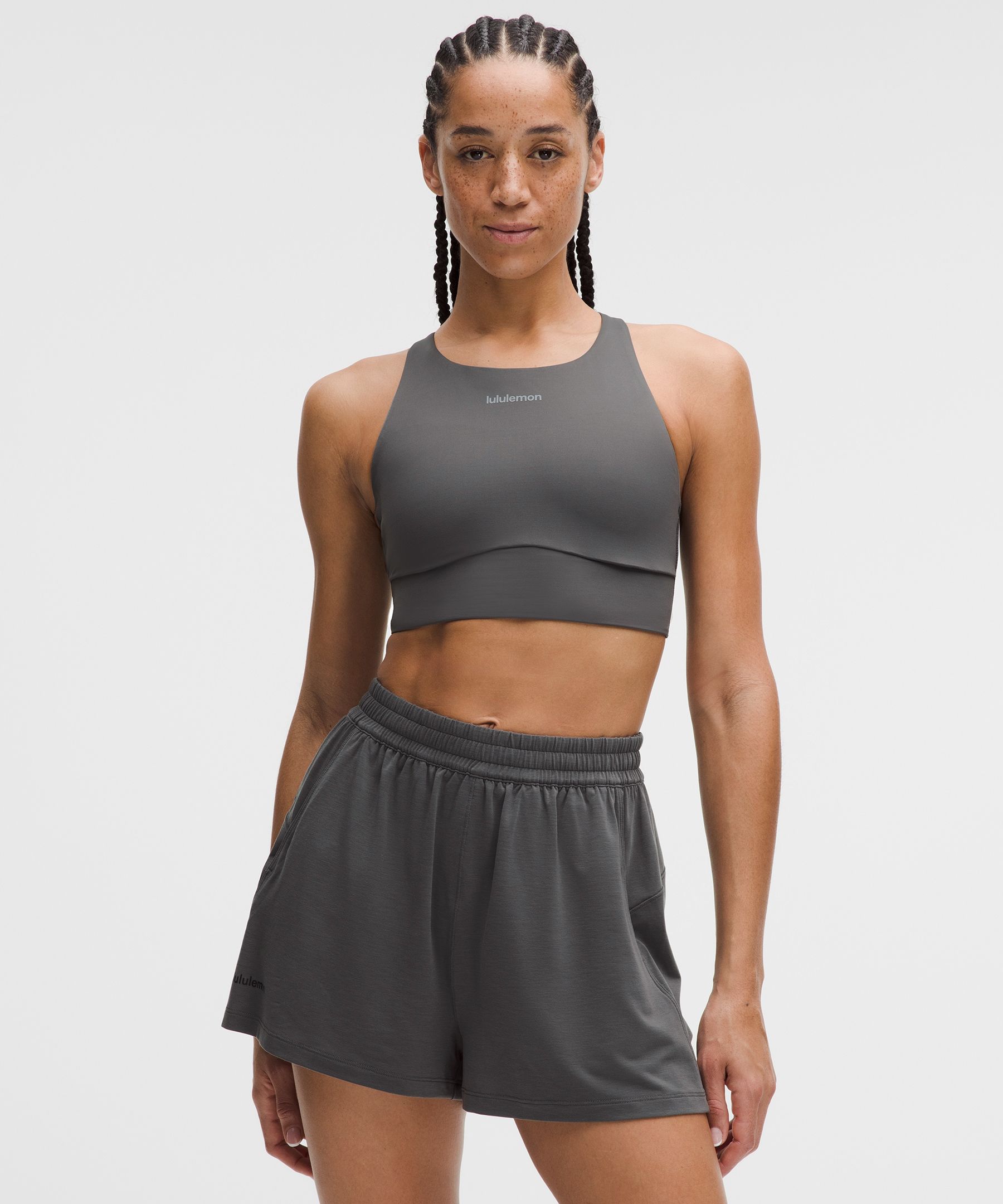 ルルレモン Energy ハイネック ロングラインブラ ミディアムサポート