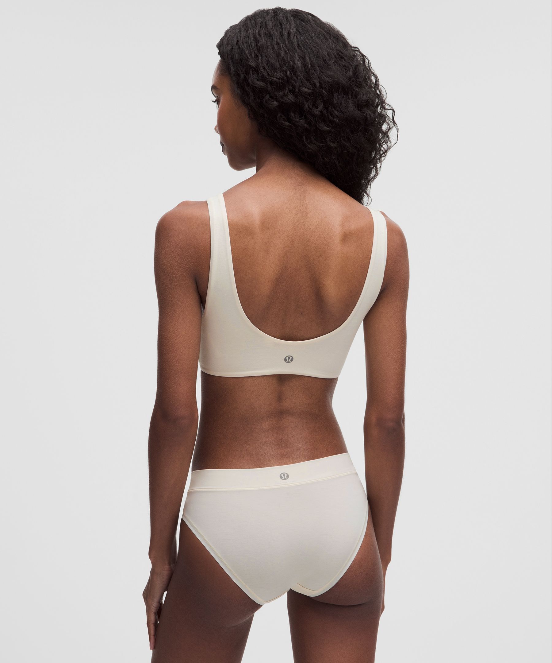UnderEase Scoop-Neck Bralette A-C Cups