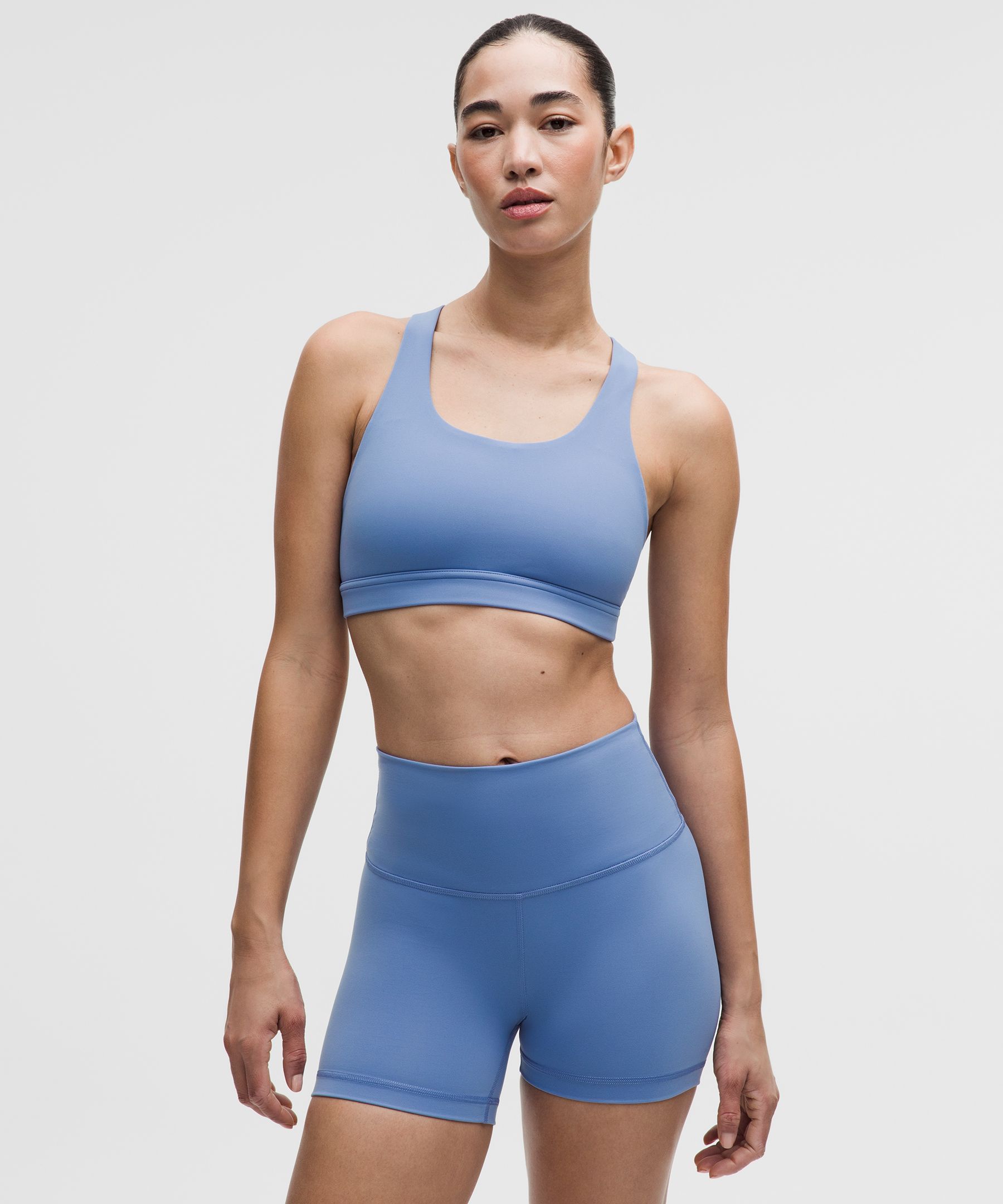 lululemon – Women’s Wunder Train Mesh-Back Sports Bra Medium Support, B/C Cup – Color Blue – Size 18