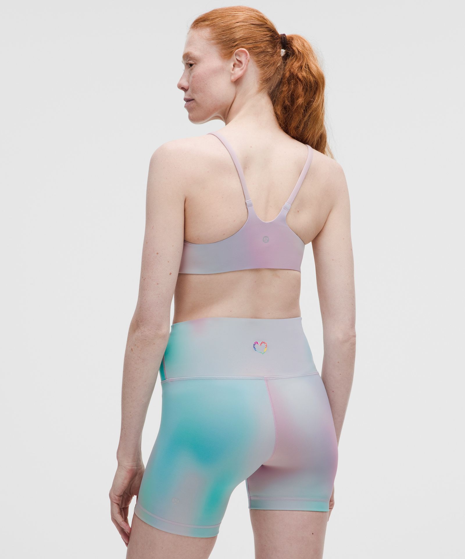 Женское спортивное бра Lululemon Wunder Train Strappy Racer — фото 2
