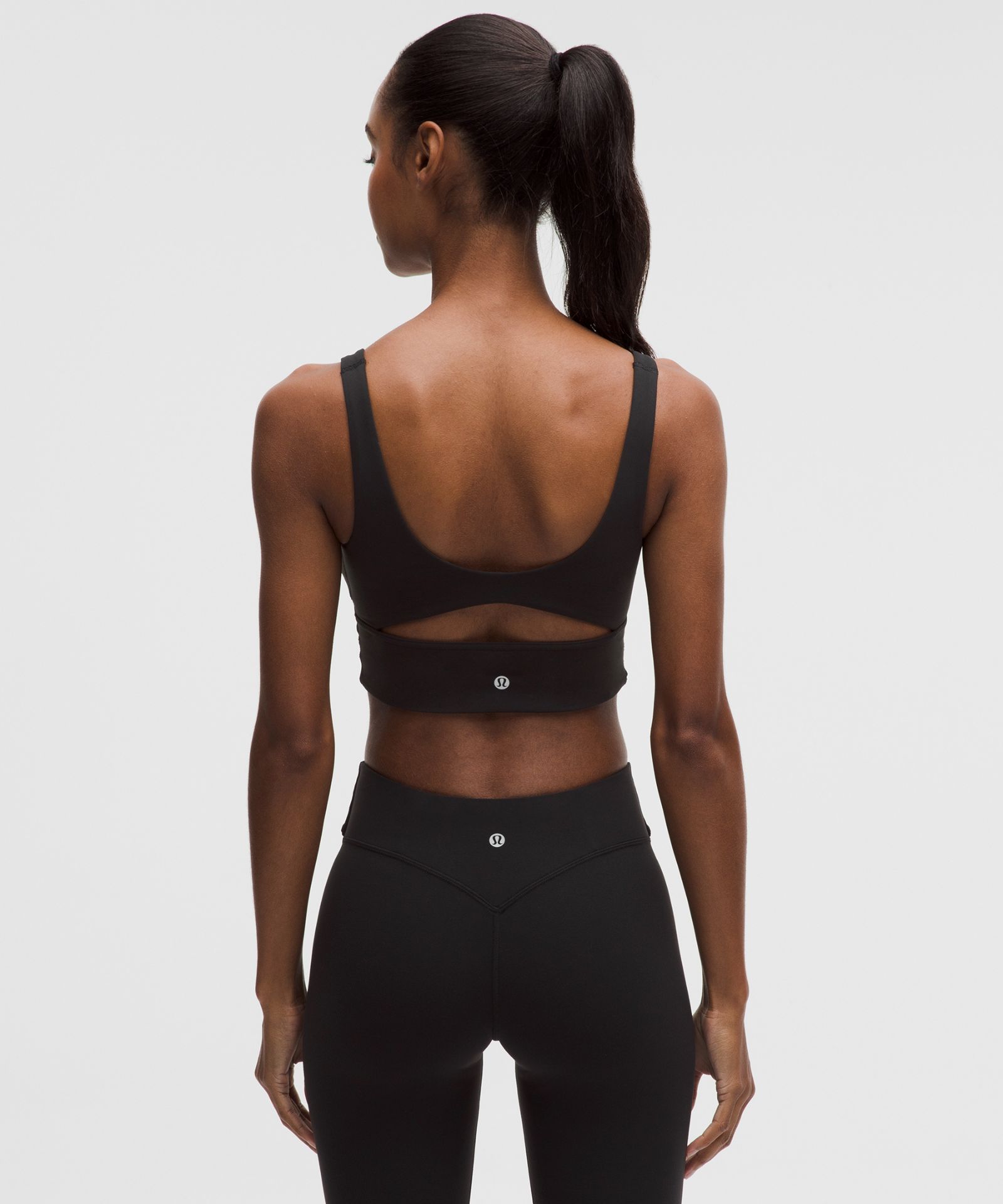Lululemon Nulu Twist-Front Scoop-Neck Bra *Light Support, B/C Cup — фото 2