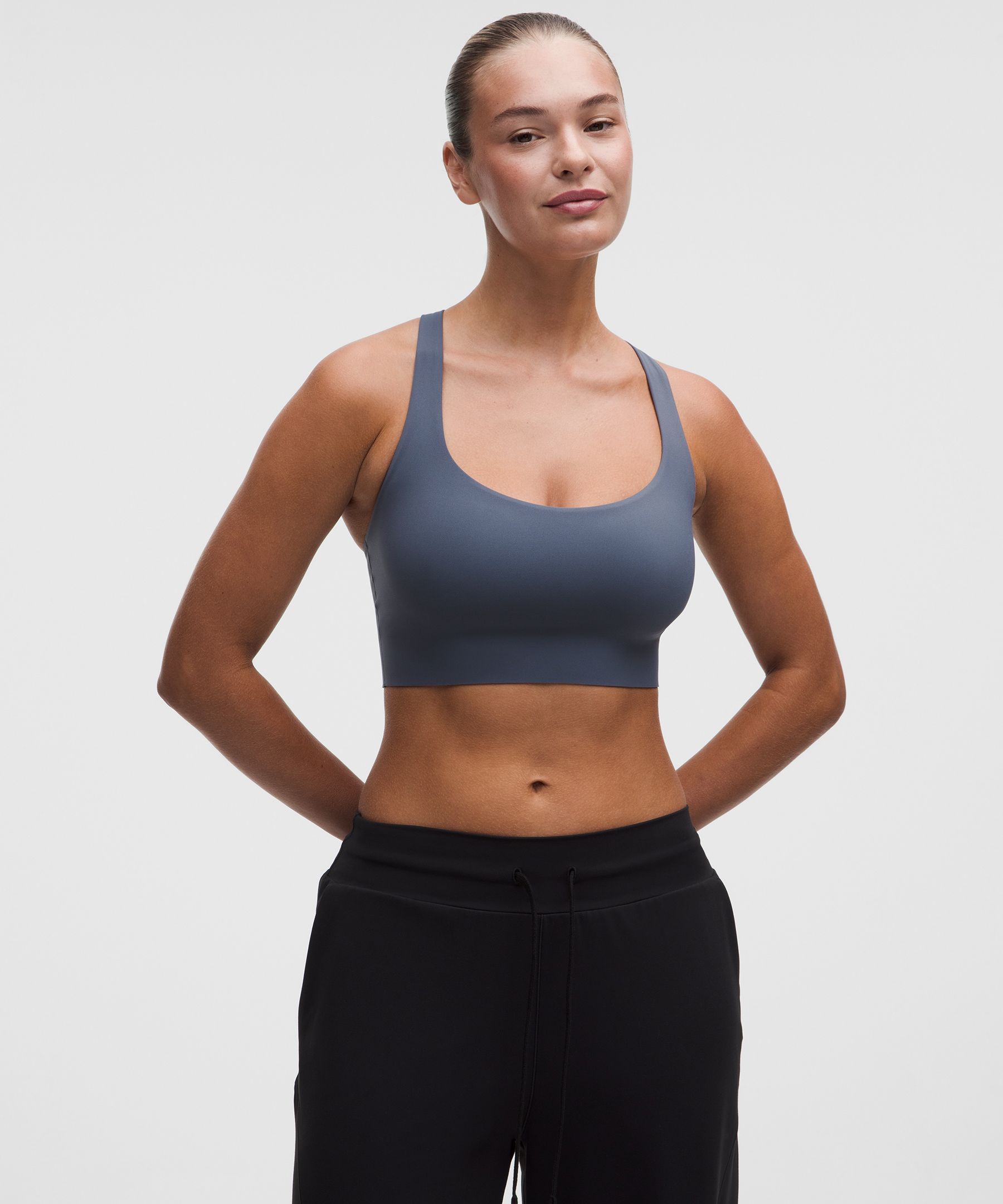 Soutien-gorge long de yoga à multiples bretelles en FlexyFlex