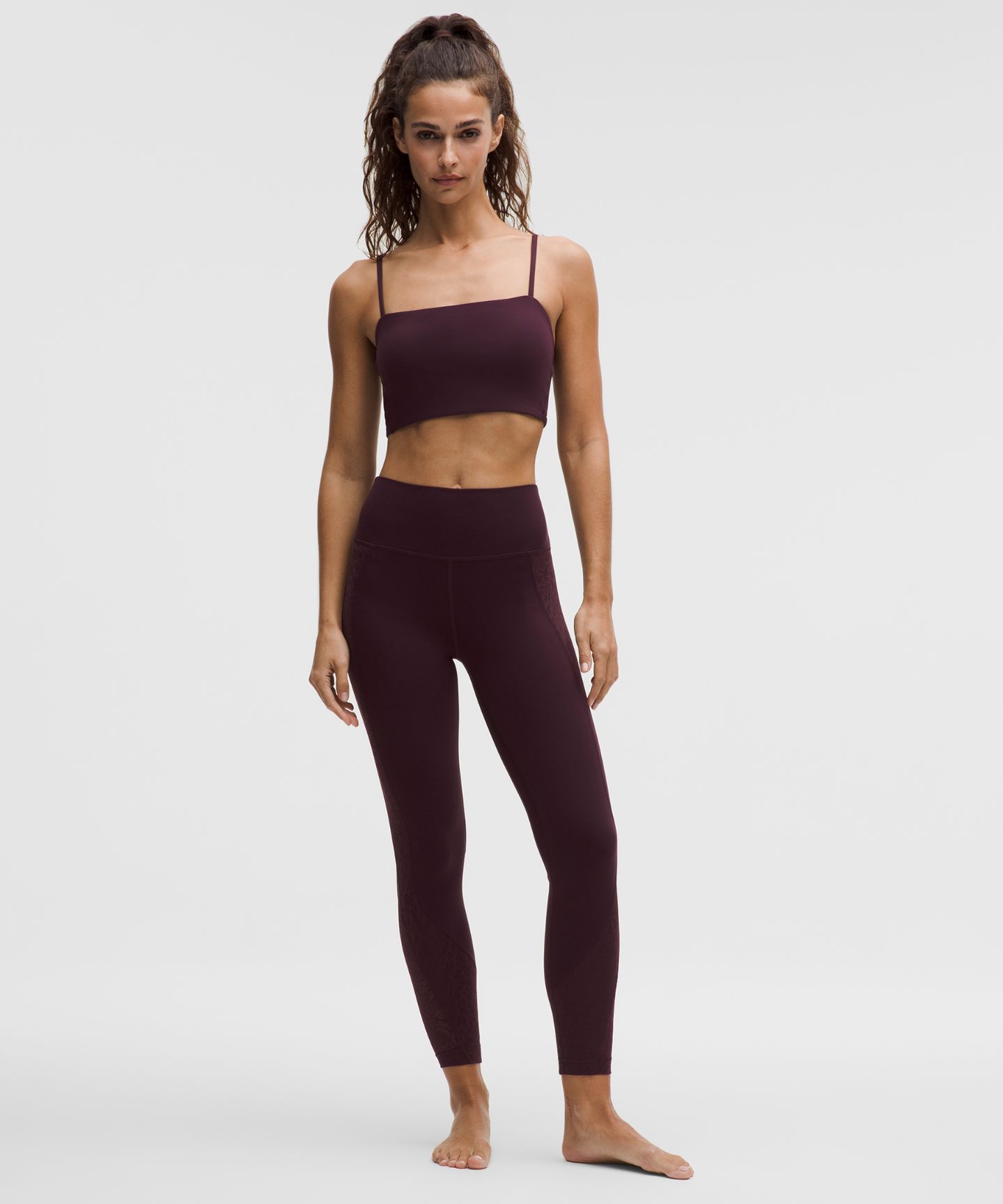 Бра Nulu Paisley Yoga, лёгкая поддержка, кружево — Lululemon, цвет: Чёрный сливовый — фото 3