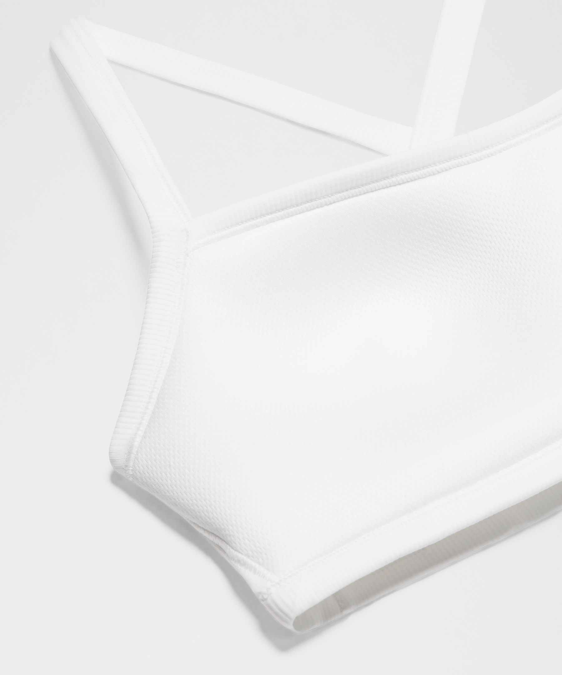 Brassi&egrave;re Like a Cloud , bonnets D/DD *Bordure contrast&eacute;e