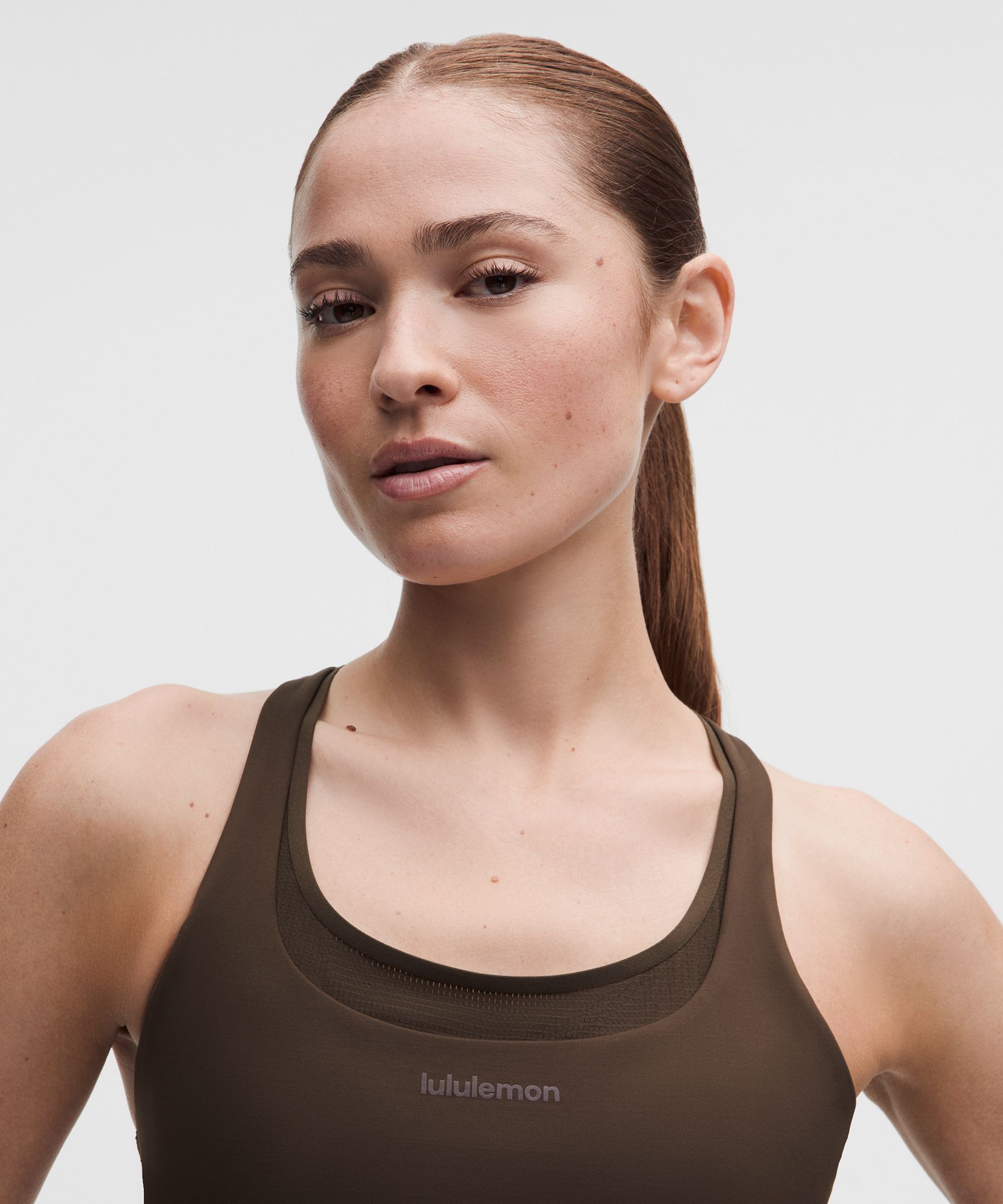 Brassi&egrave;re longue lululemon Energy avec rangement Evolve *Maintien moyen, bonnets B/C