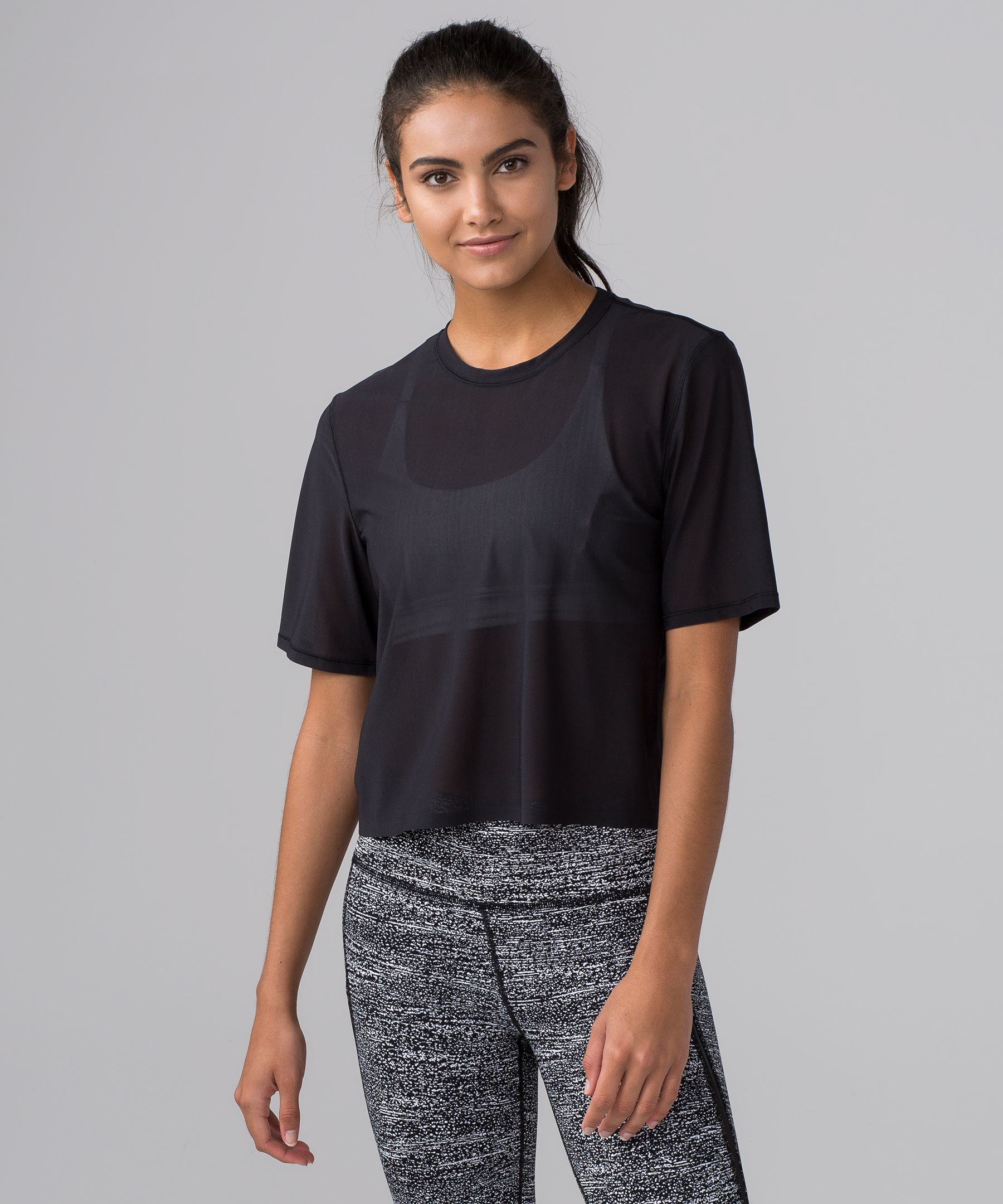 lululemon chase me shorts