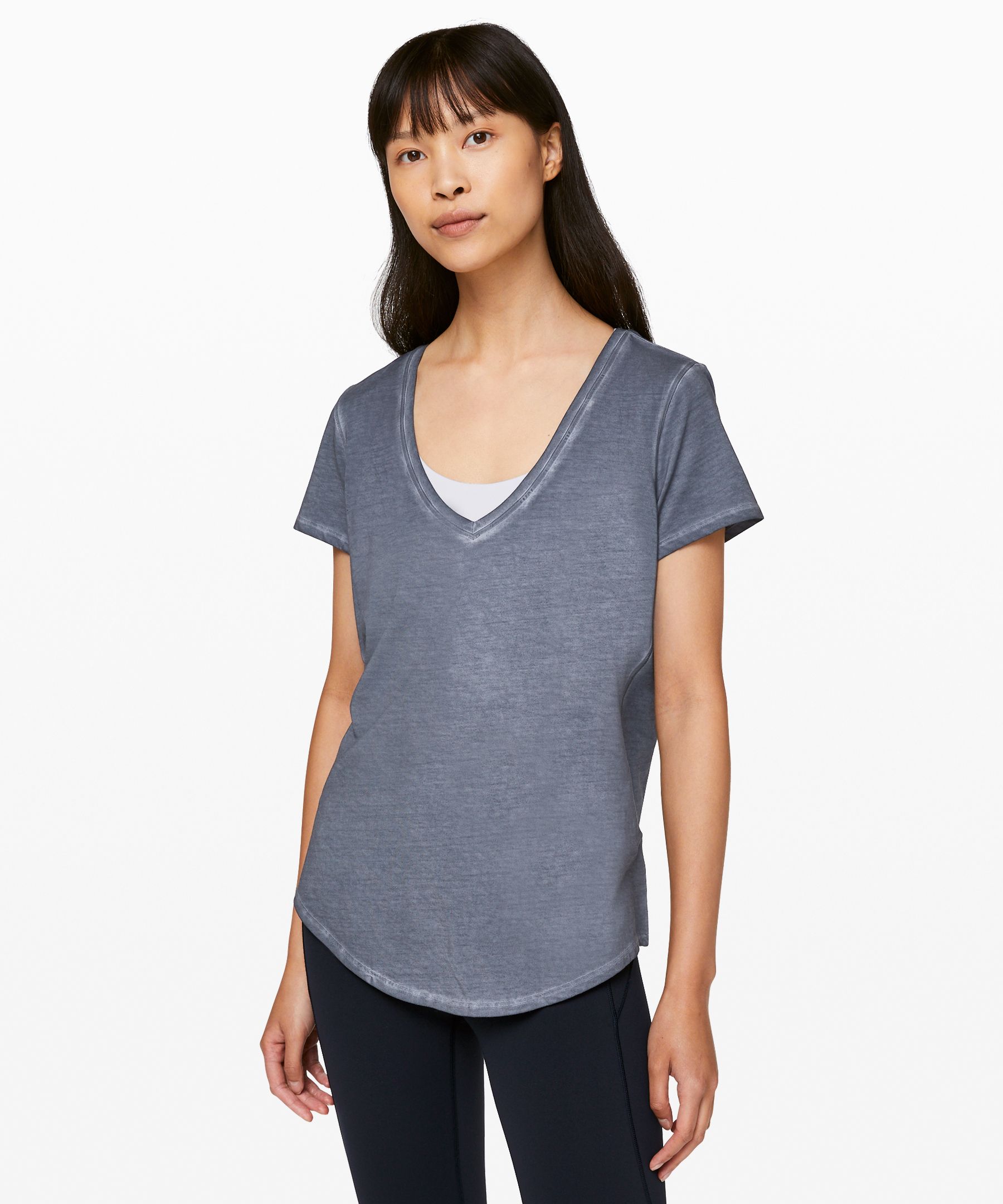 lululemon love tee v