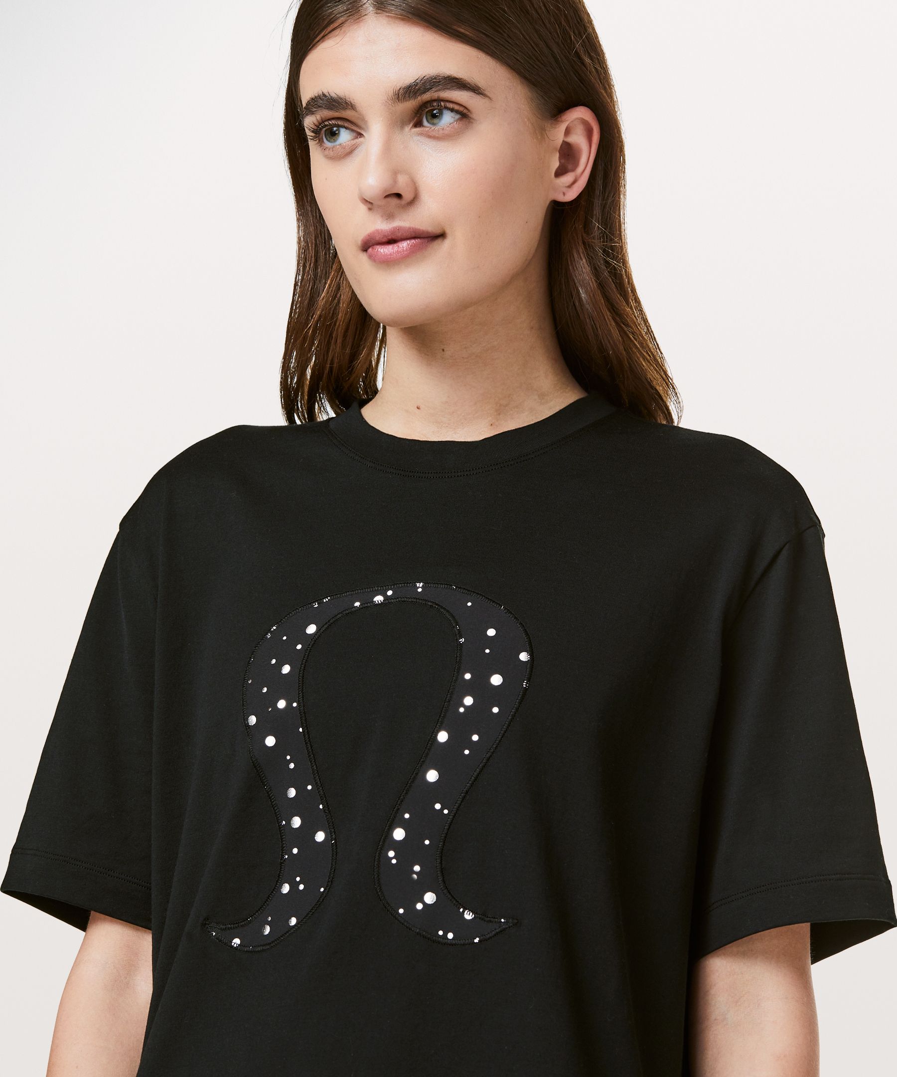 YUUKI TEE