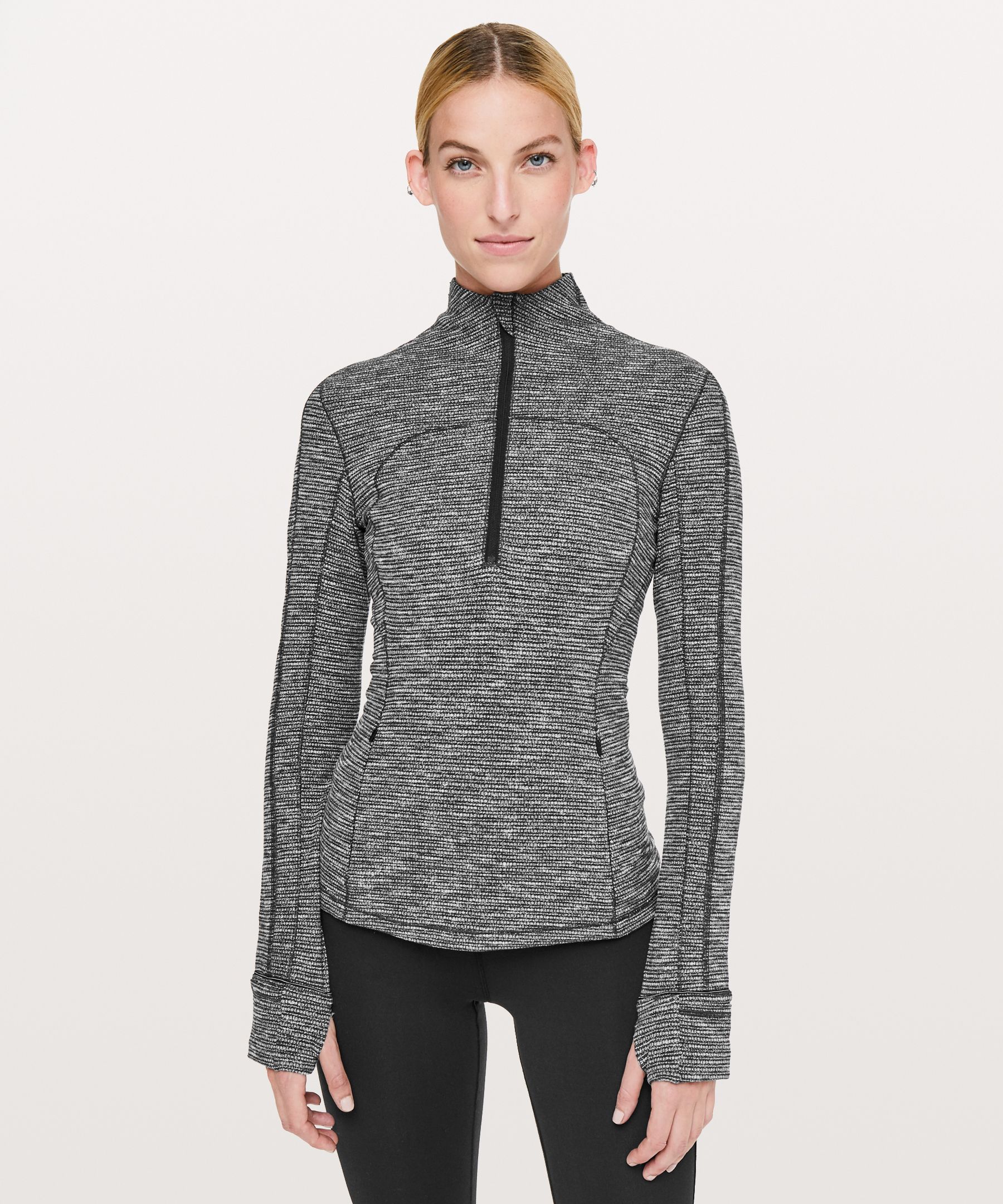 Lululemon brisk store running half zip