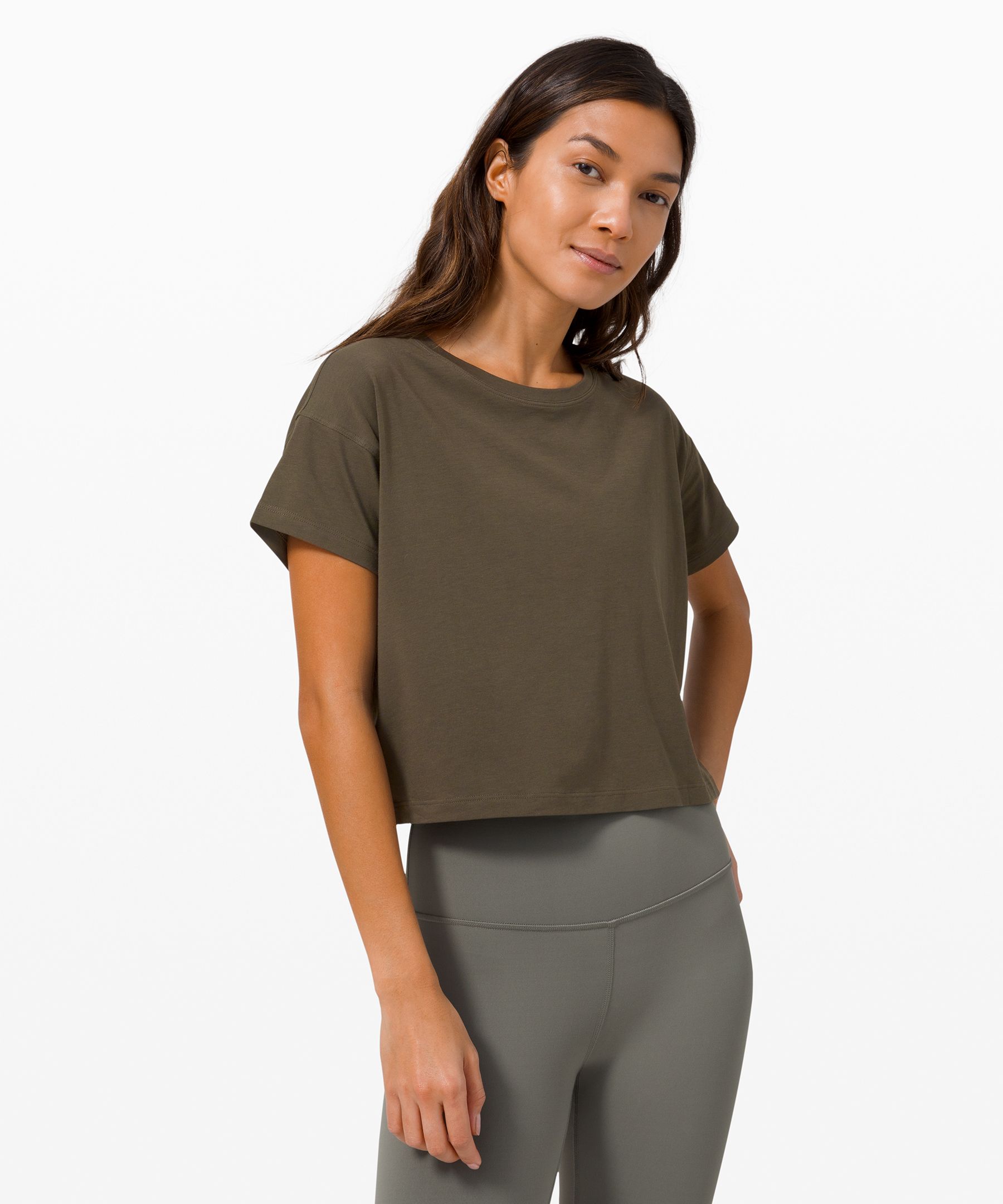 Lululemon Cates Tee In Dark Olive