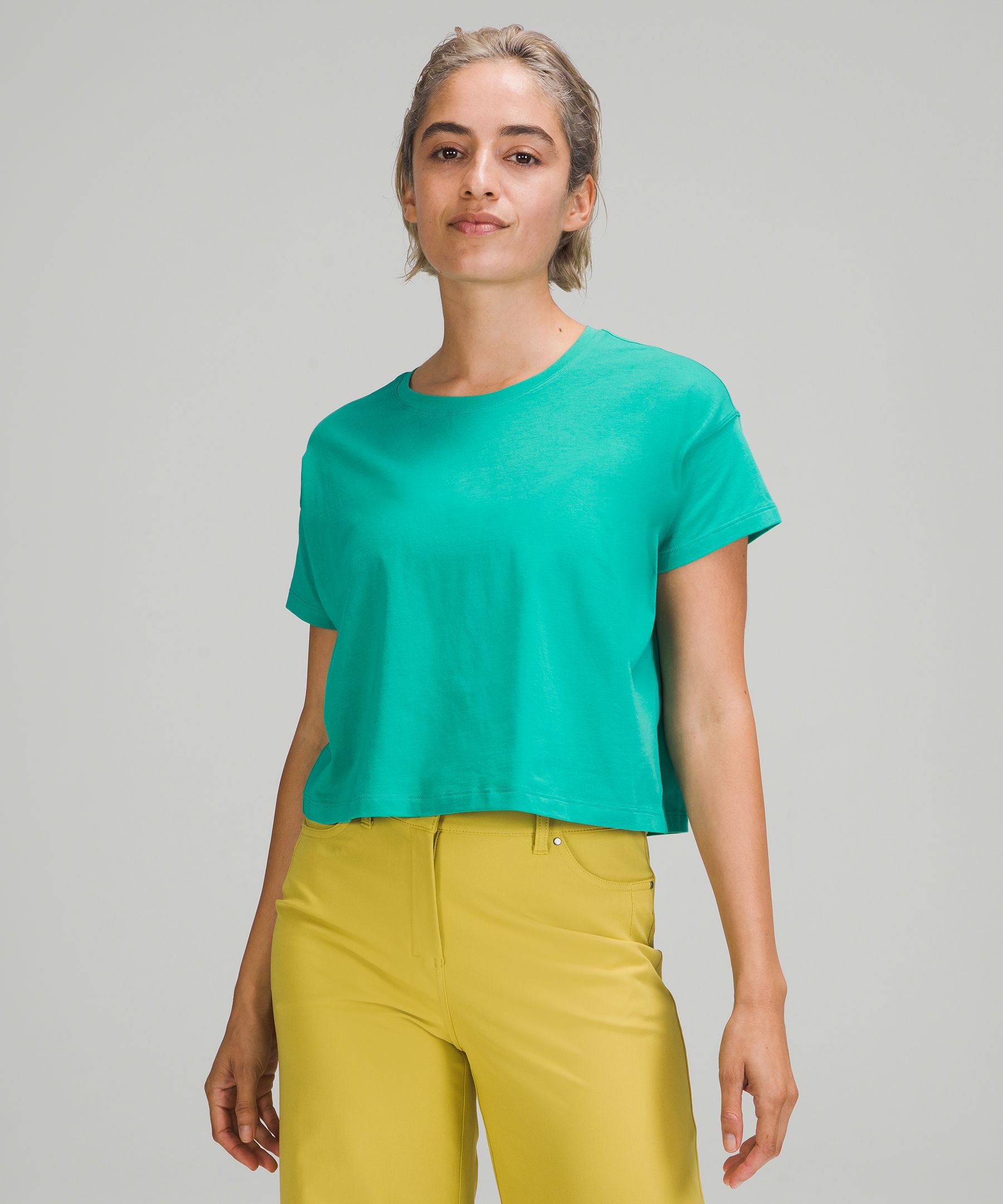 Lululemon Cates Tee In Maldives Green