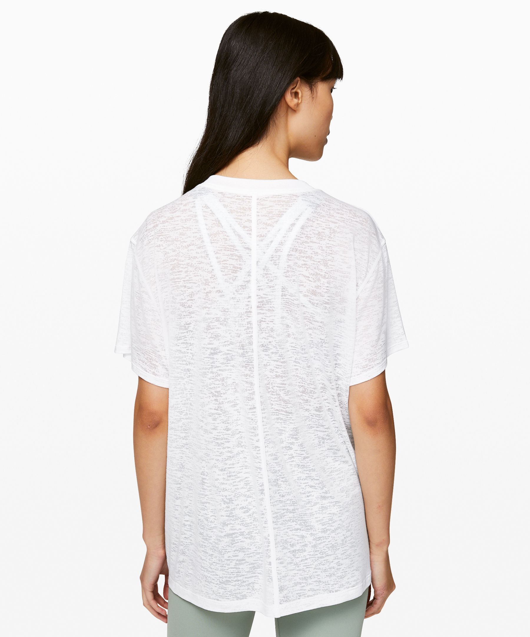 Perth lululemon all yours boyfriend tee veil dresses