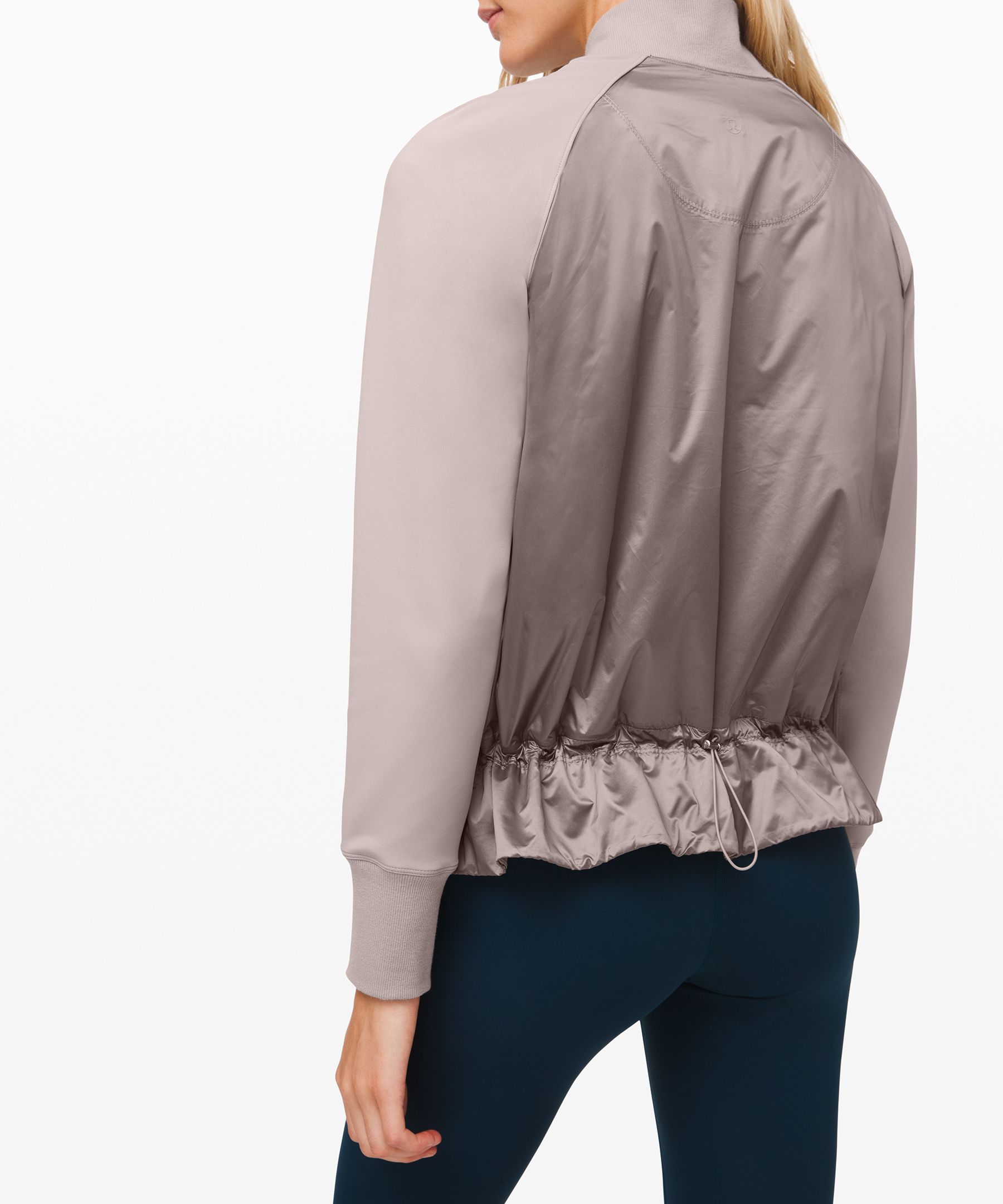 ルルレモンLululemon Swept Along ジャケット Sサイズぐらい LW3CTTS_028603_5?size=1600,1600