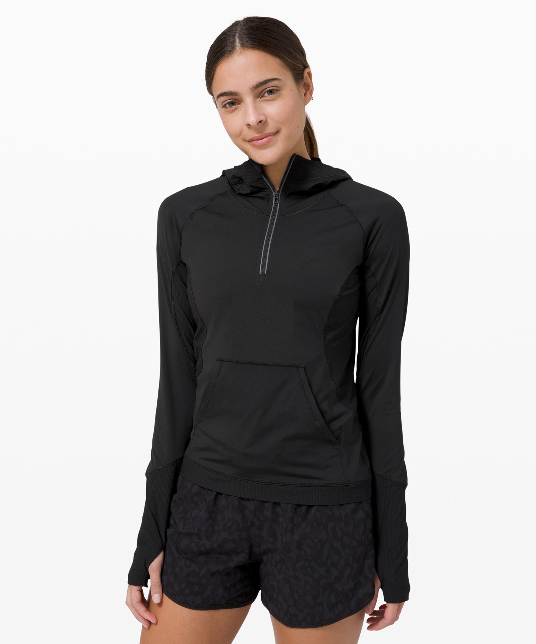 Sleek Performance 1/2 Zip Hood | ロングスリーブ | Lululemon JP