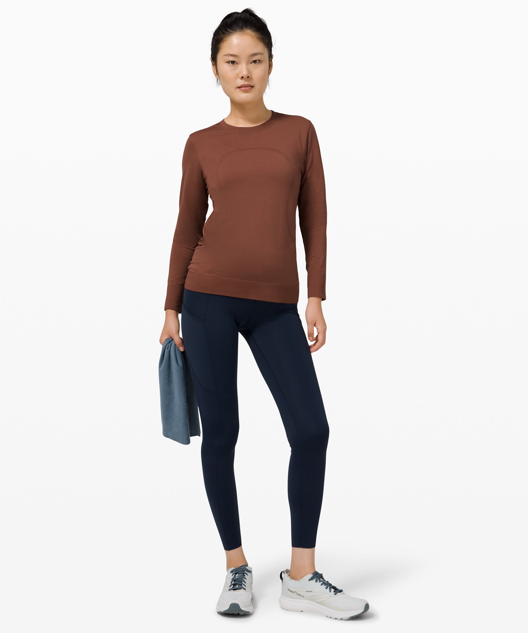 lululemon - Swiftly Breathe long sleeve on Designer Wardrobe