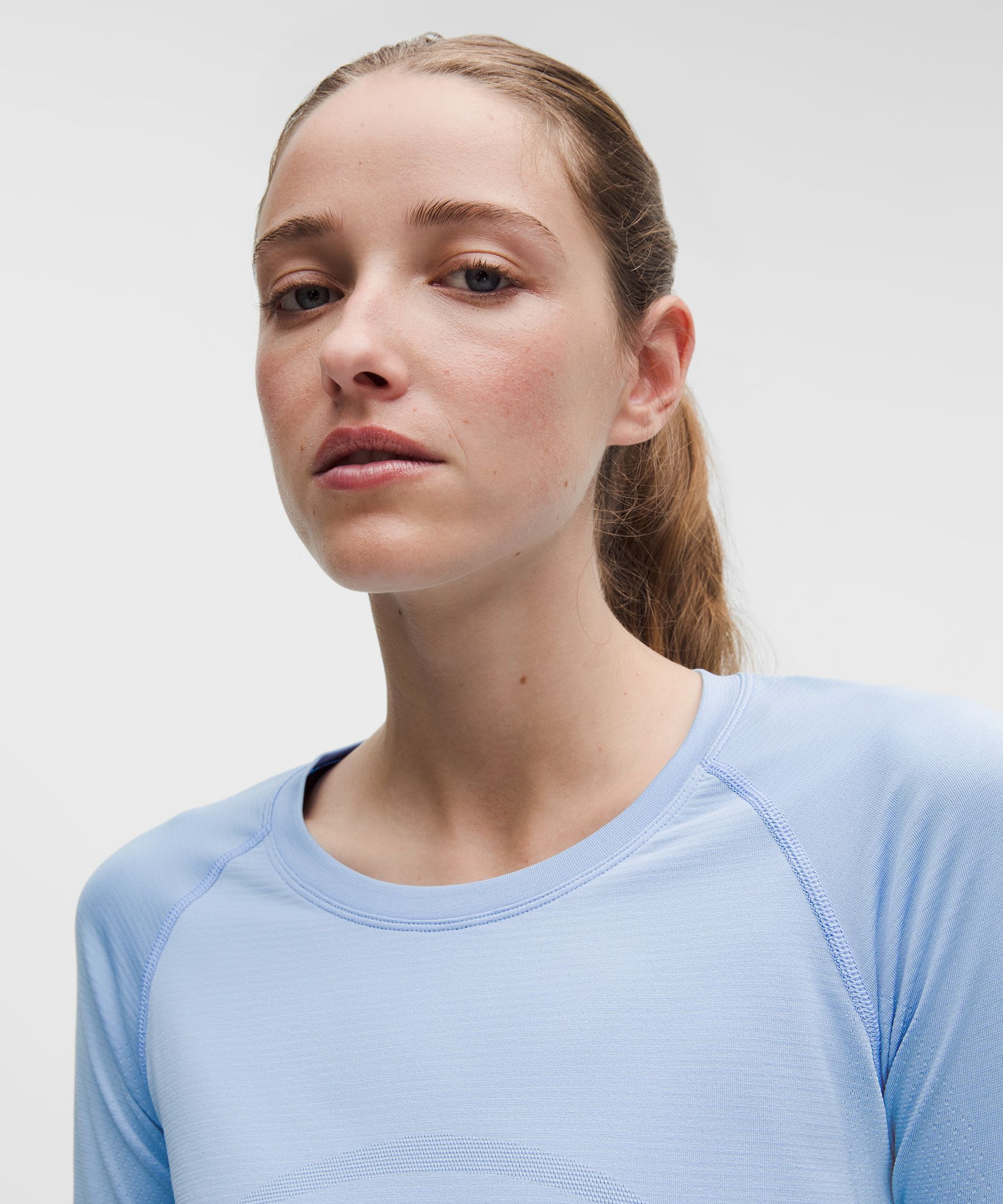 Swiftly Tech Long-Sleeve Shirt 2.0 *Hip Length