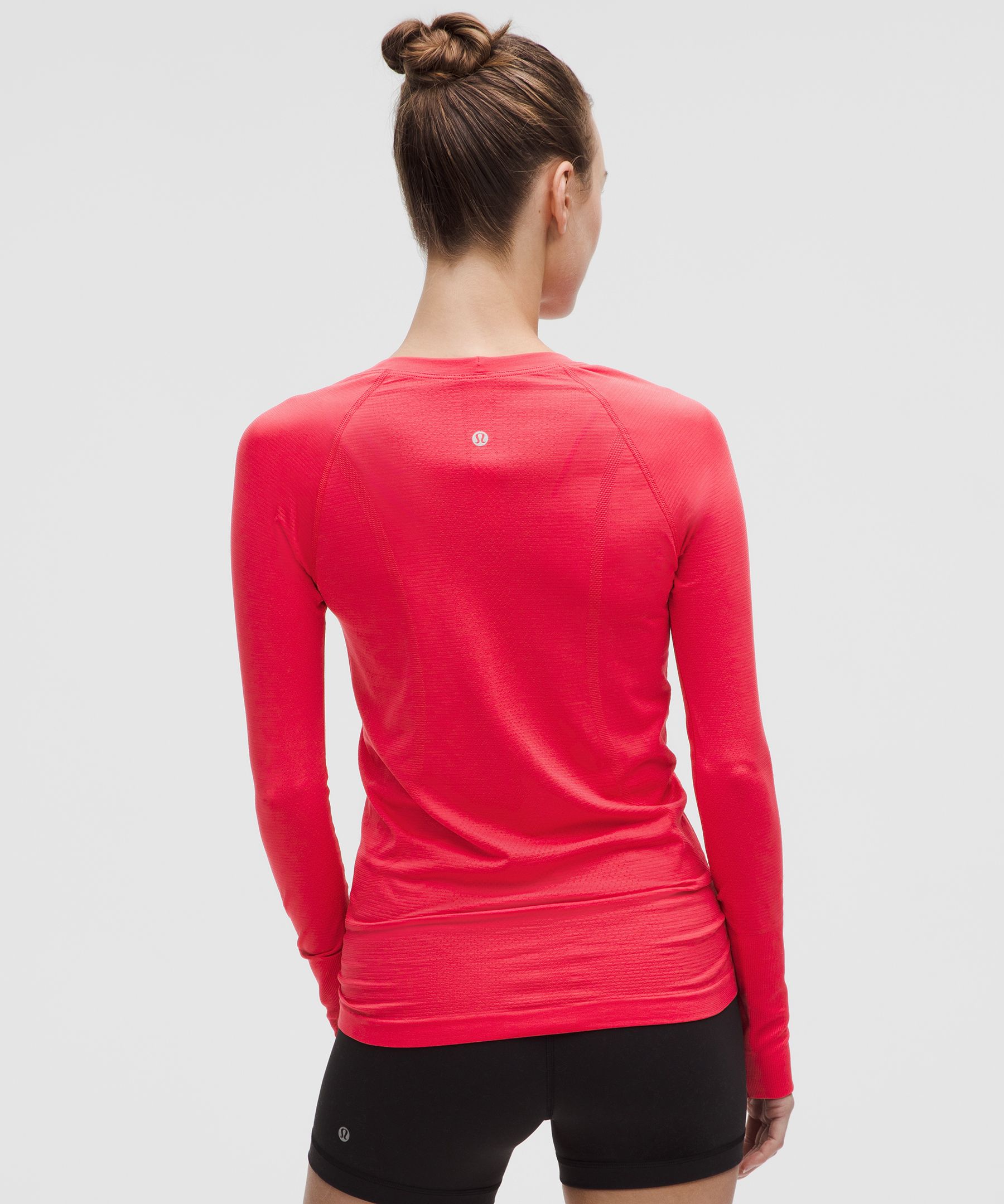 Swiftly Tech Long-Sleeve Shirt 2.0 *Hip Length | Women's