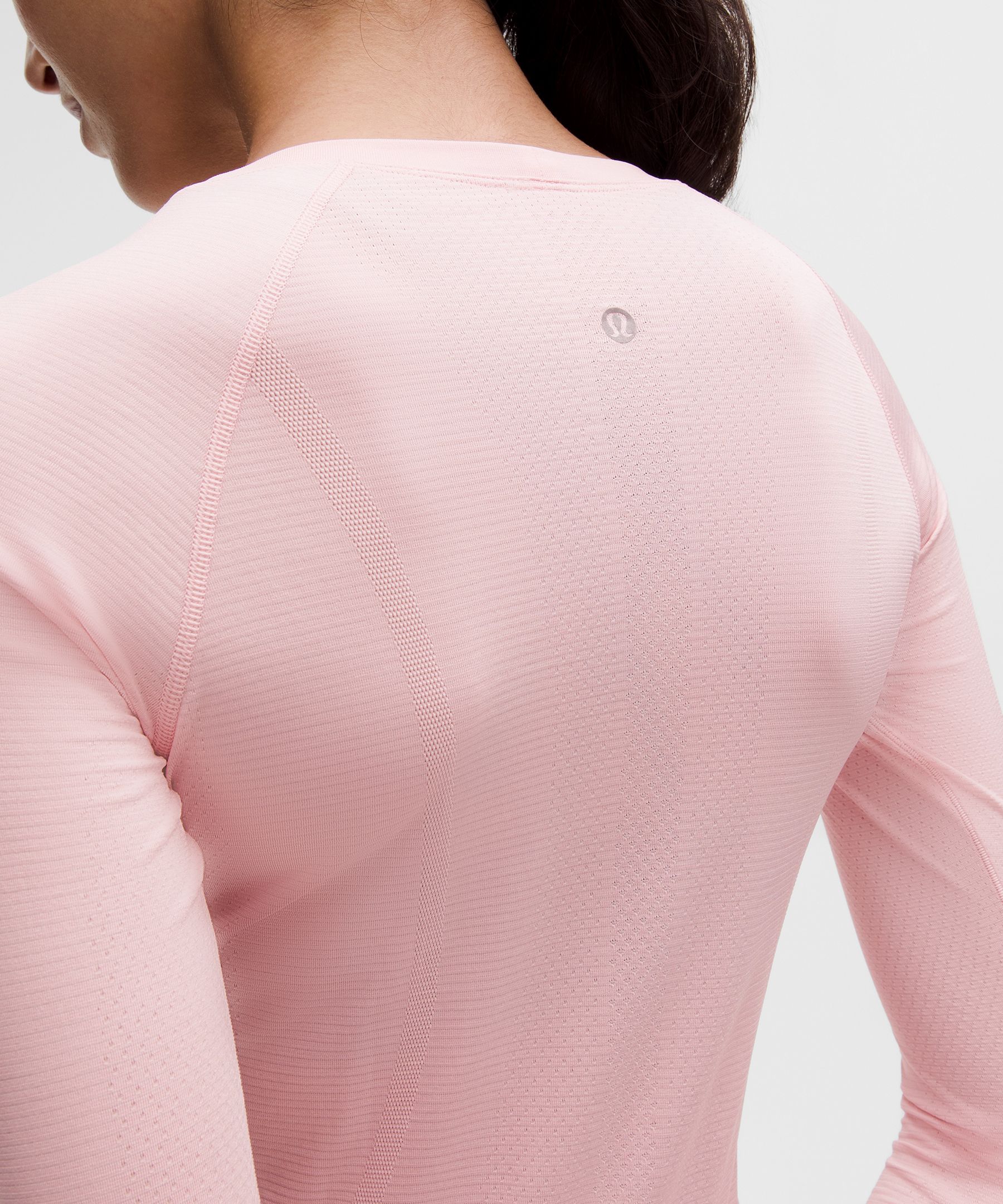 Swiftly Tech Long-Sleeve Shirt 2.0 *Hip Length