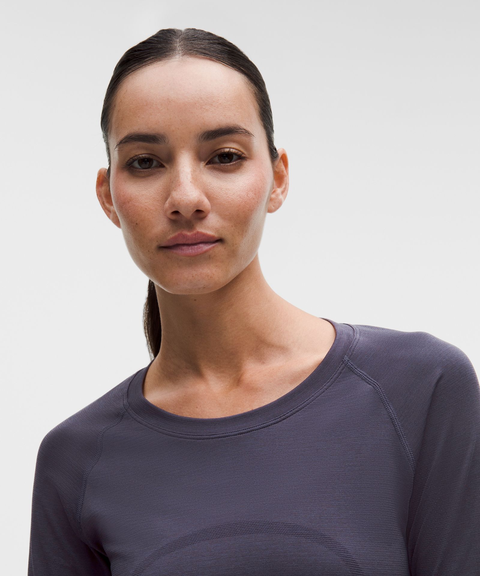 Женская рубашка Lululemon Swiftly Tech с длинным рукавом — фото 4
