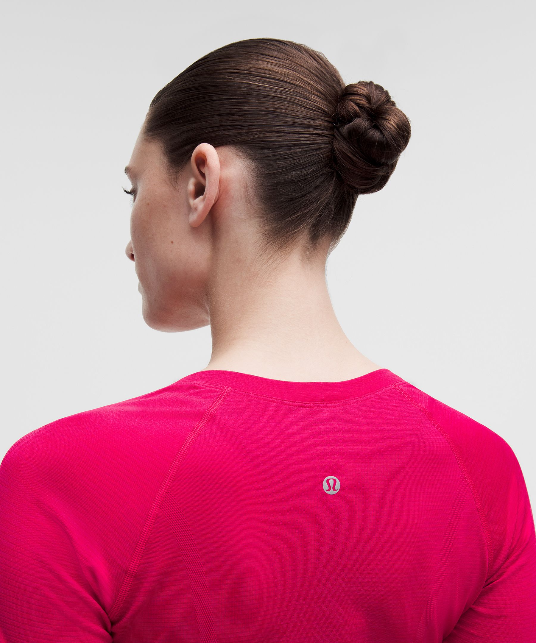 ルルレモン スウィフトリーロングスリーブ　長袖 lululemon - ルルレモン スウィフトリーロングスリーブ 長袖の通販 by